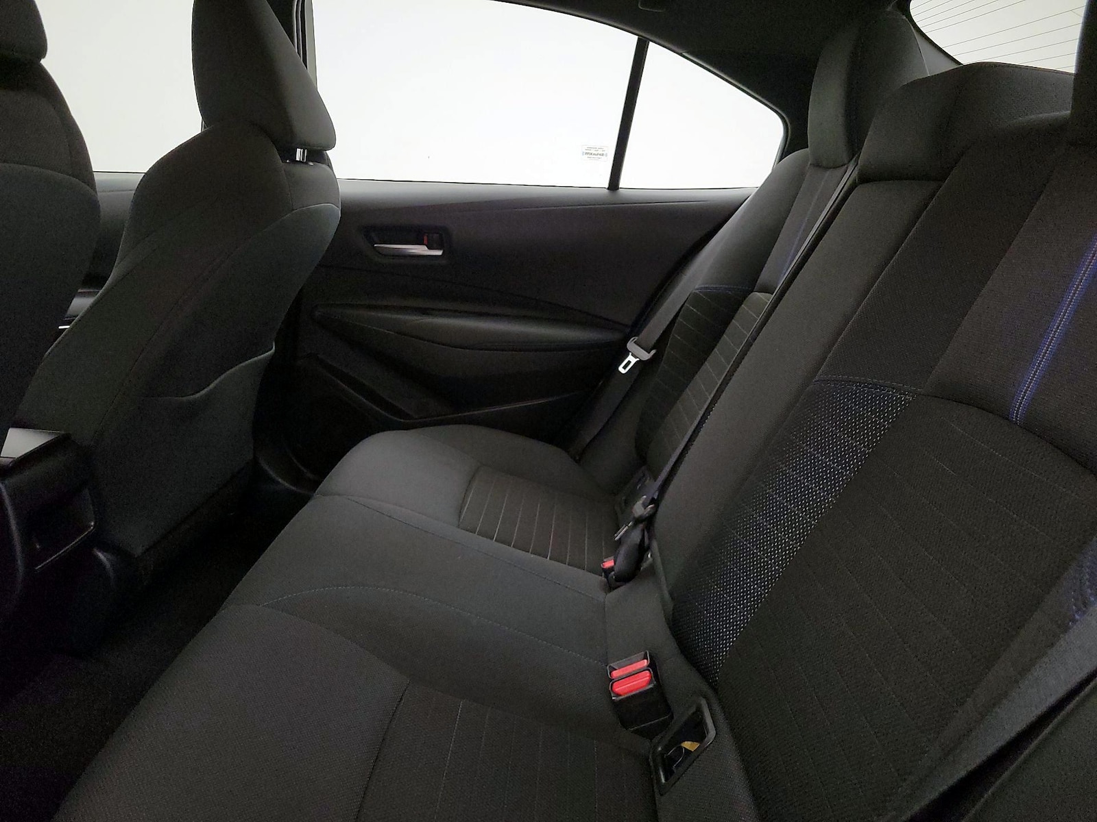 2021 Toyota Corolla SE - Photo 18
