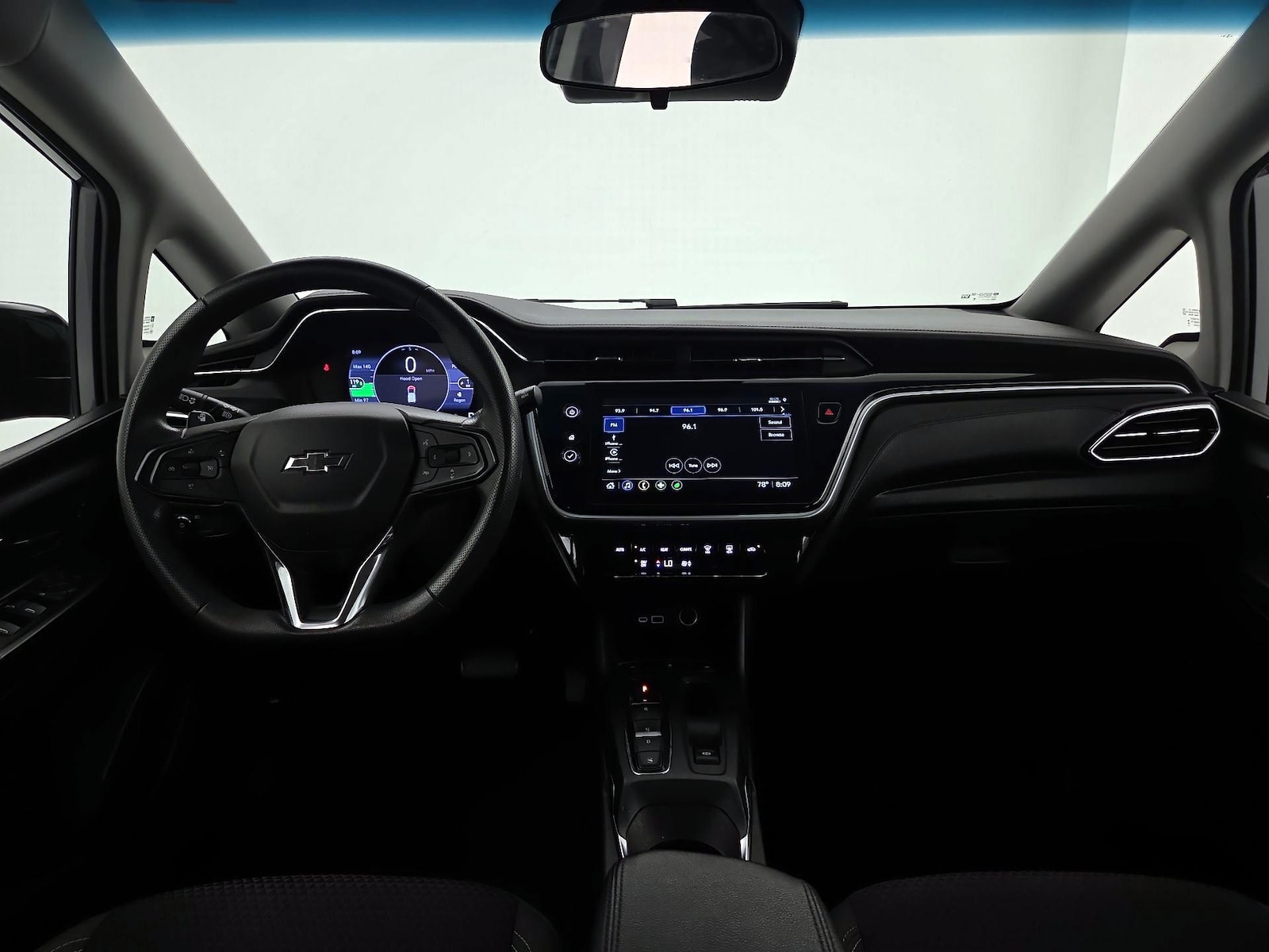 2023 Chevrolet Bolt EV LT - Photo 10
