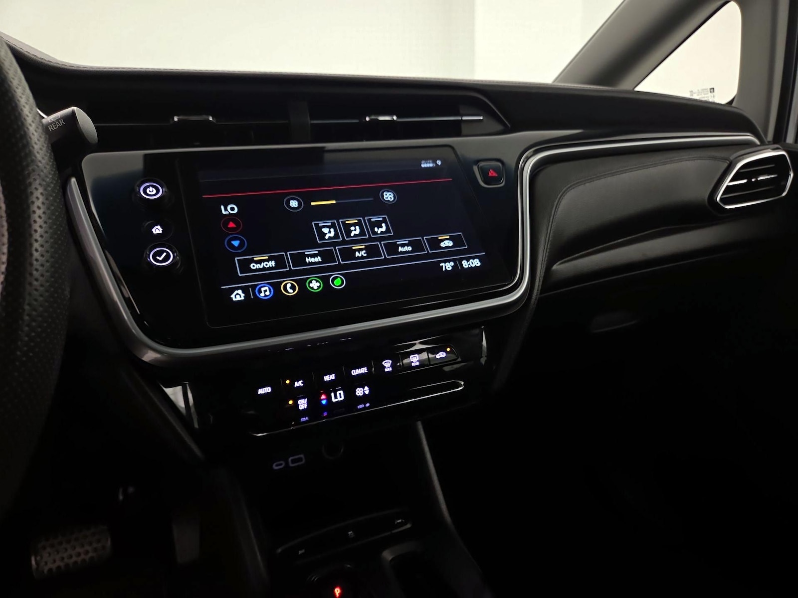 2023 Chevrolet Bolt EV LT - Photo 17