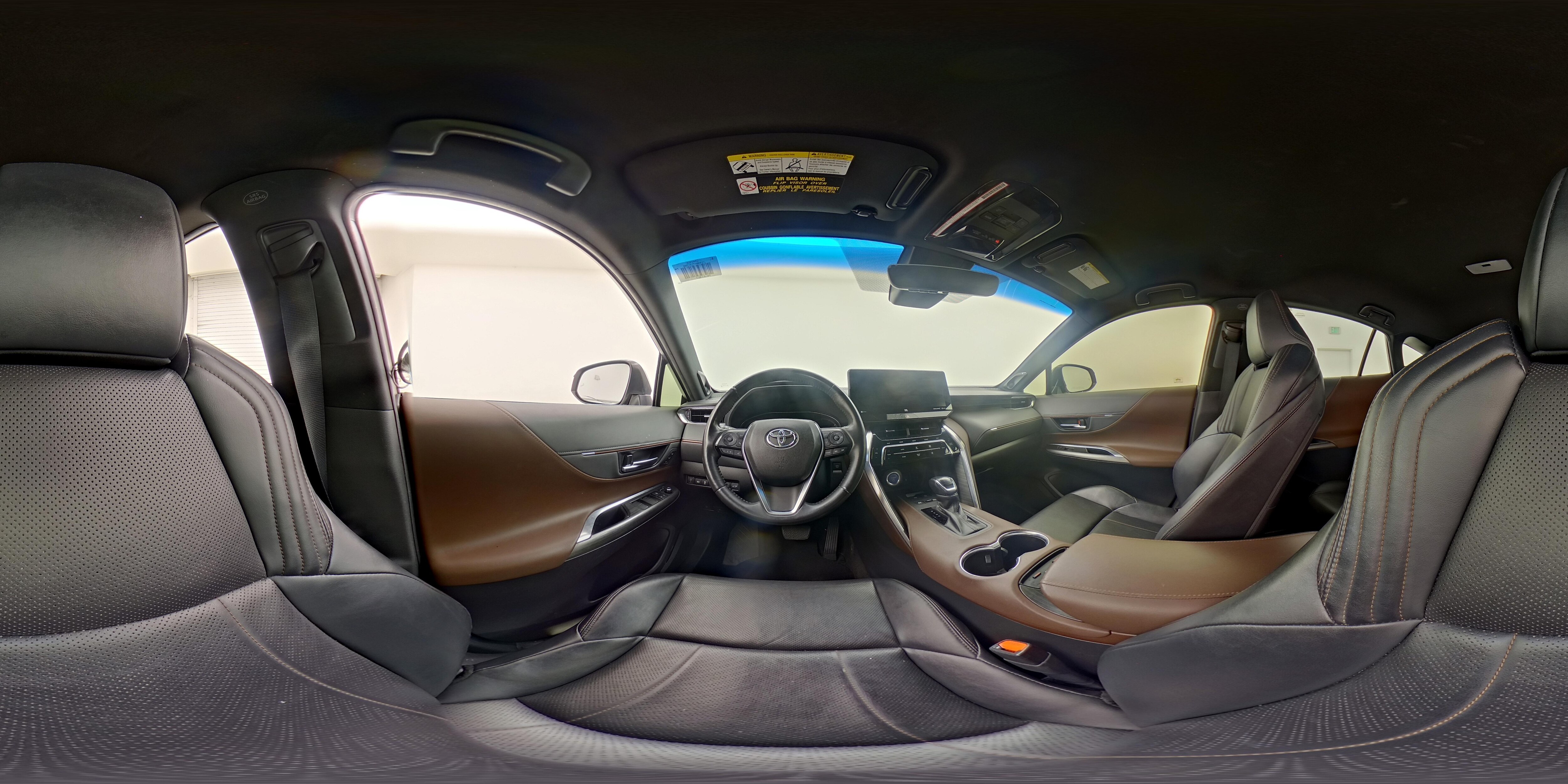 2021 Toyota Venza XLE - Photo 27