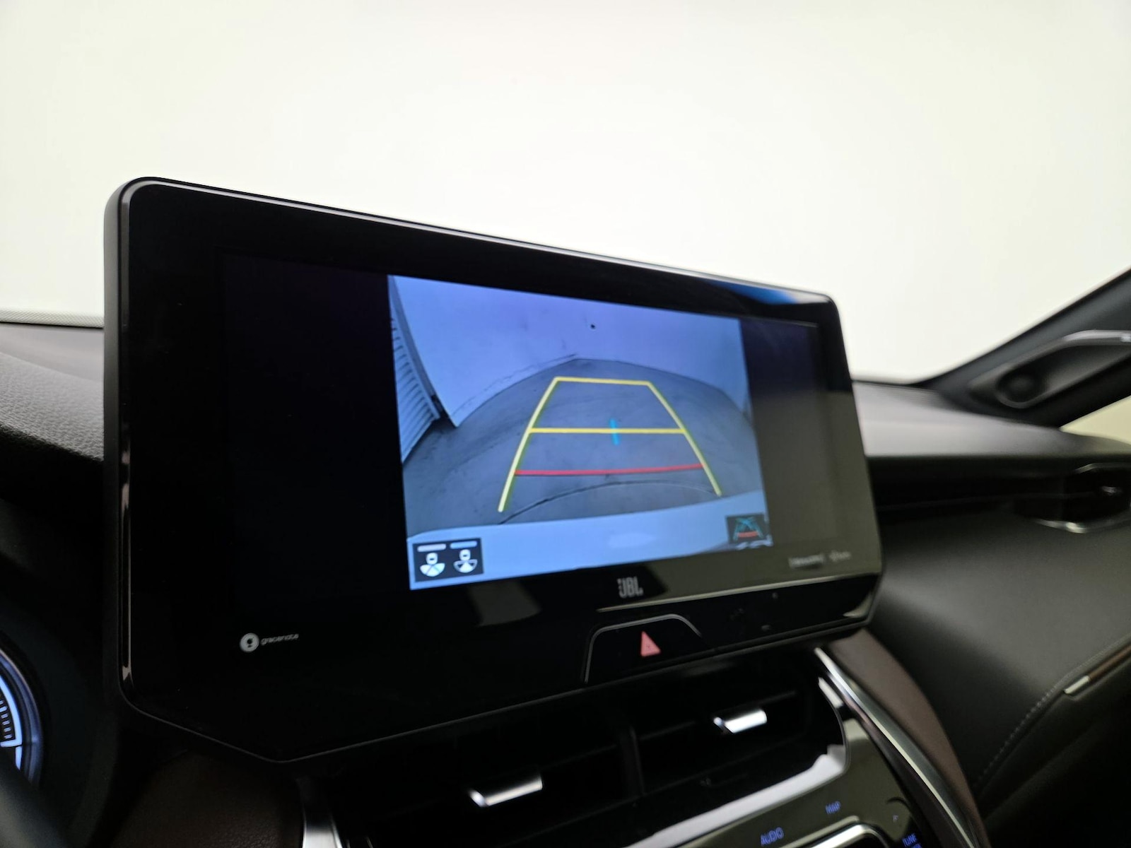 2021 Toyota Venza XLE - Photo 16