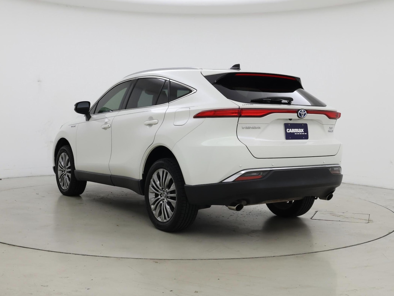 2021 Toyota Venza XLE - Photo 3