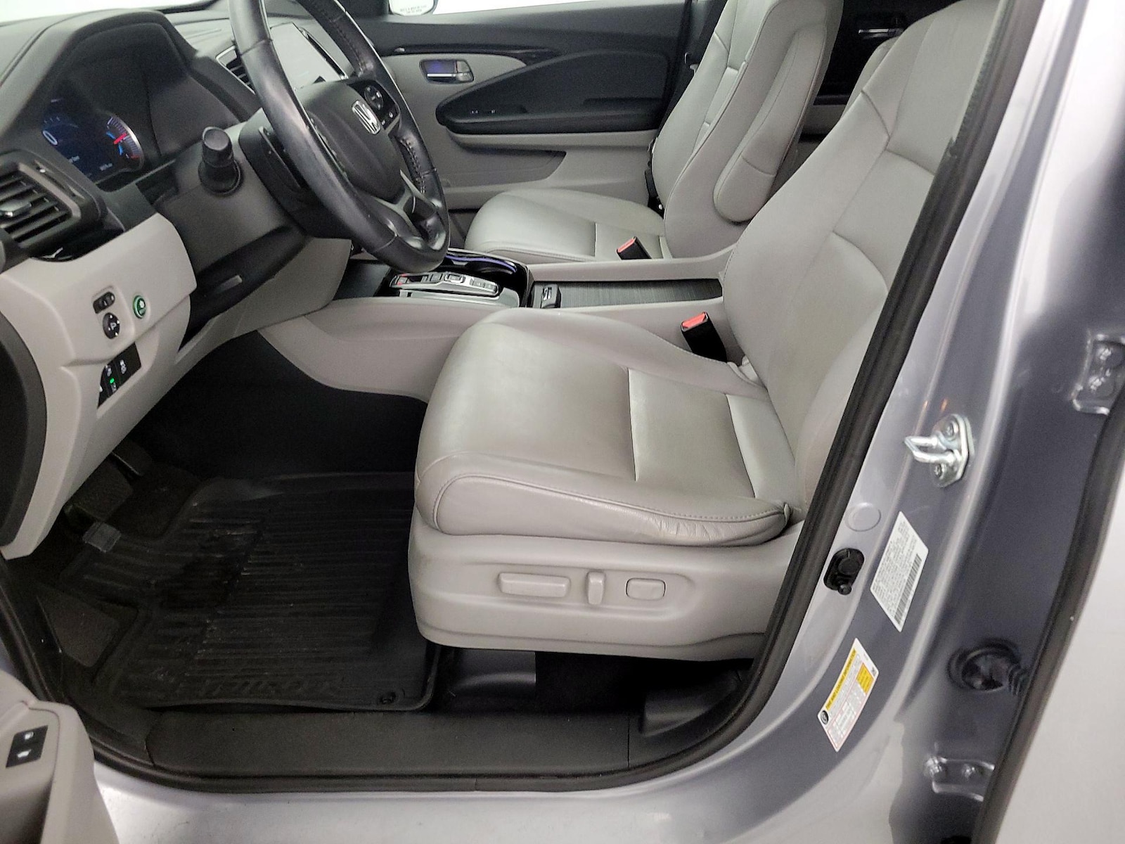 2022 Honda Pilot Touring - Photo 12