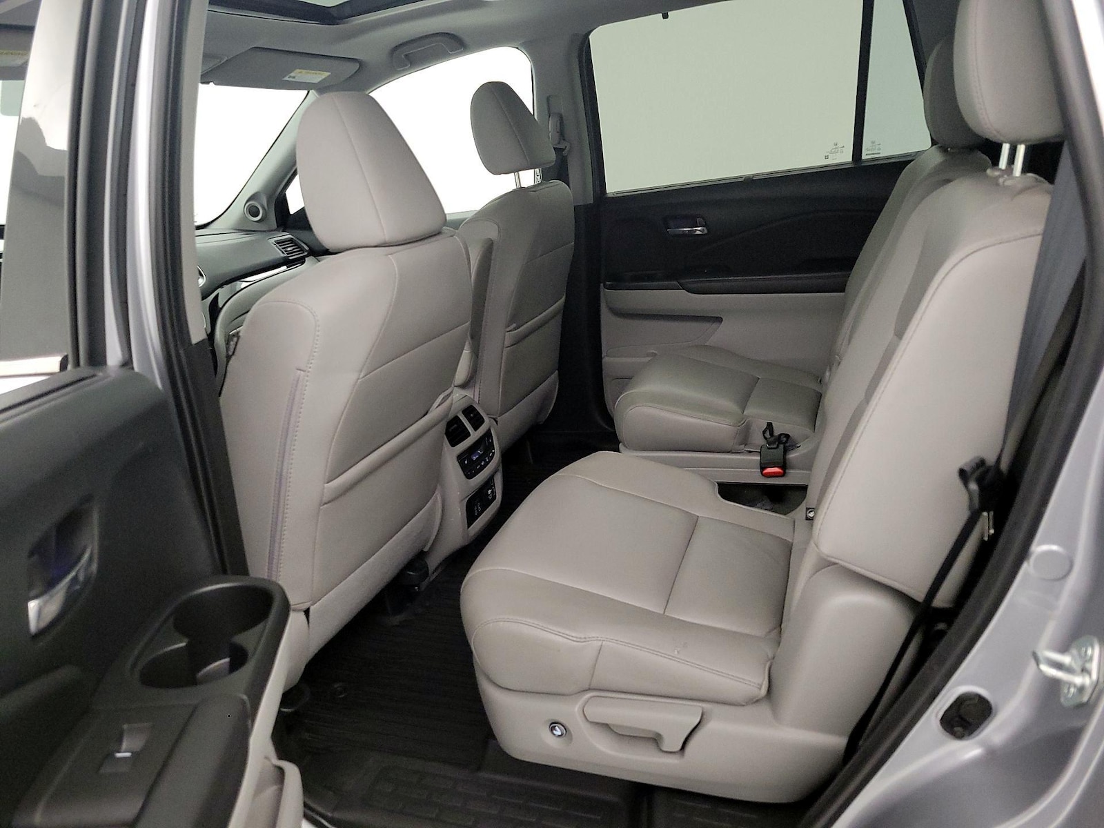 2022 Honda Pilot Touring - Photo 21
