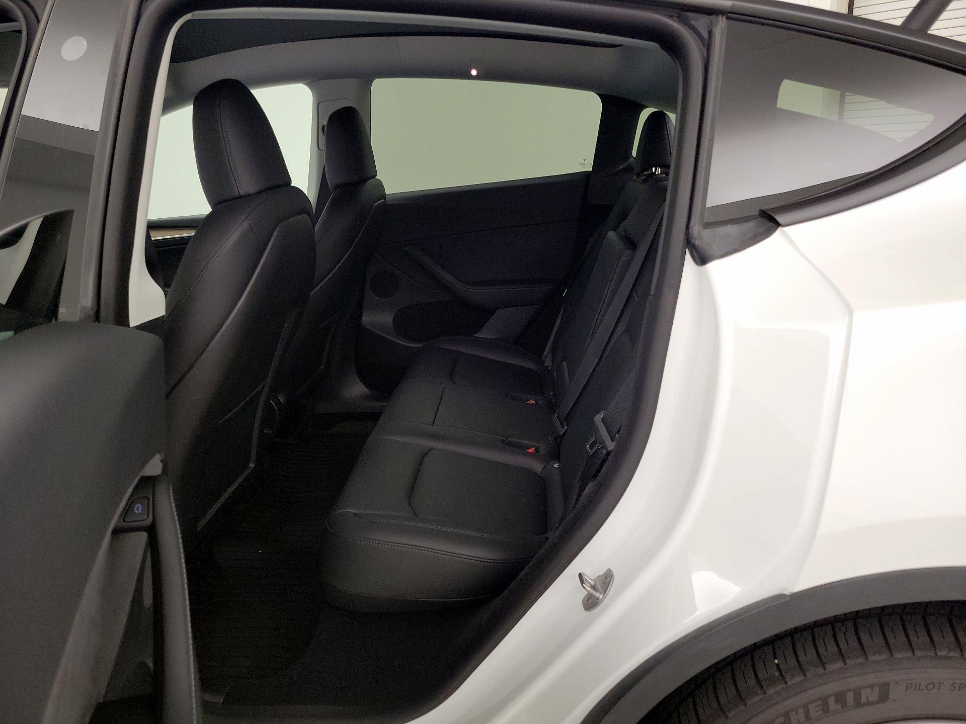 Thumbnail: 2023 Tesla Model Y - 18