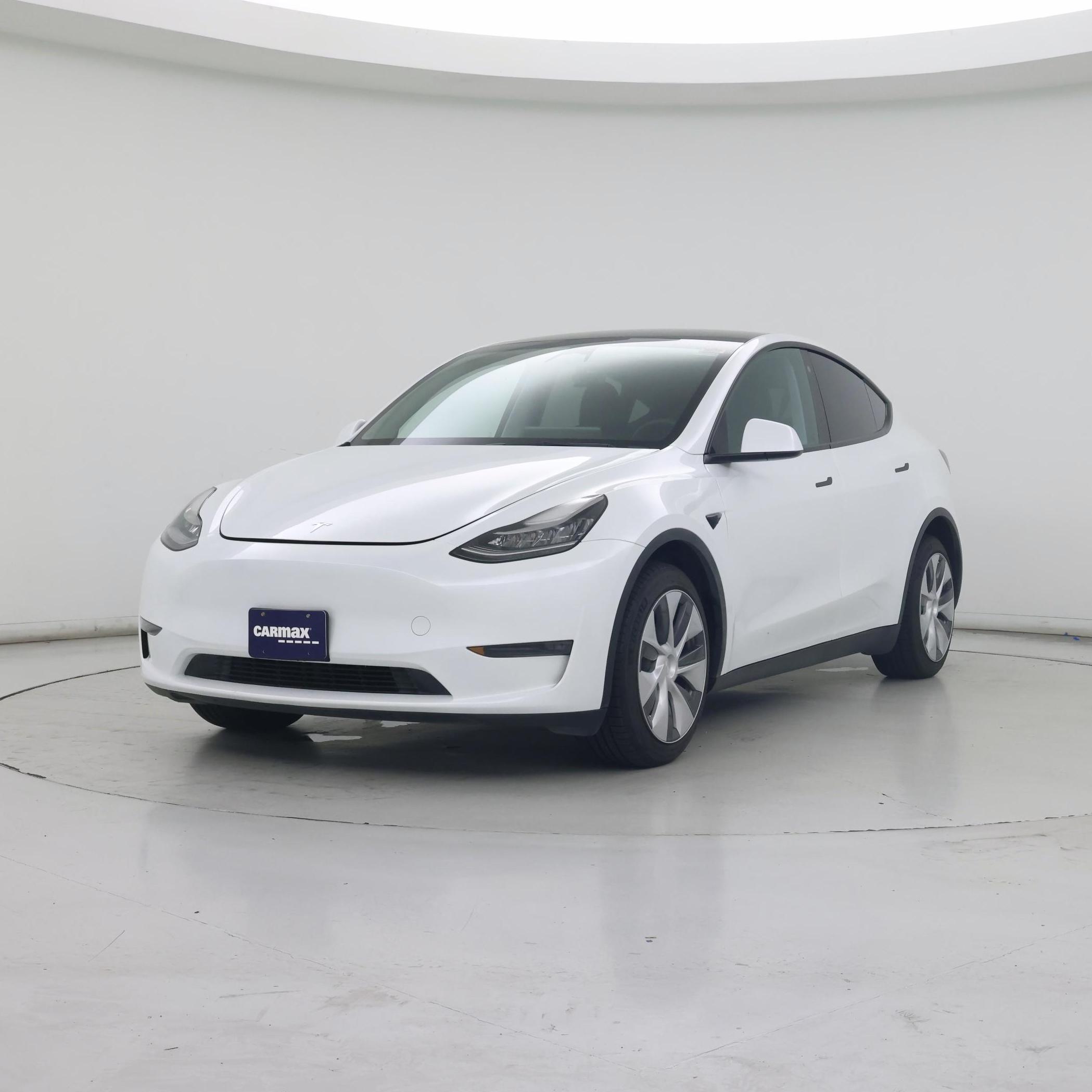 Thumbnail: 2023 Tesla Model Y - 4