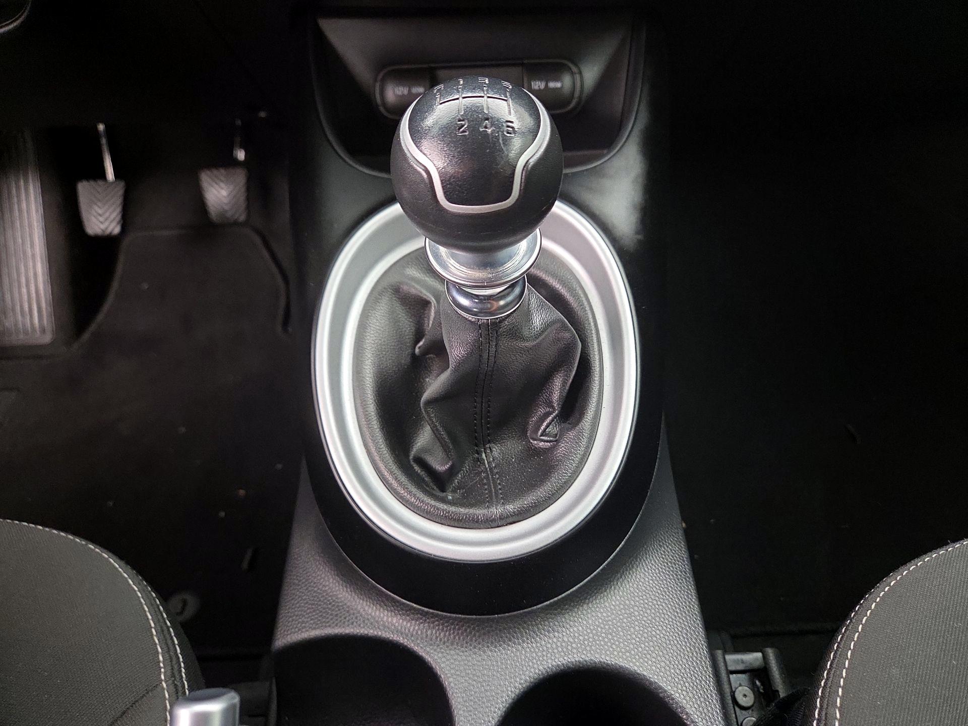 Thumbnail: 2017 Kia Soul - 16