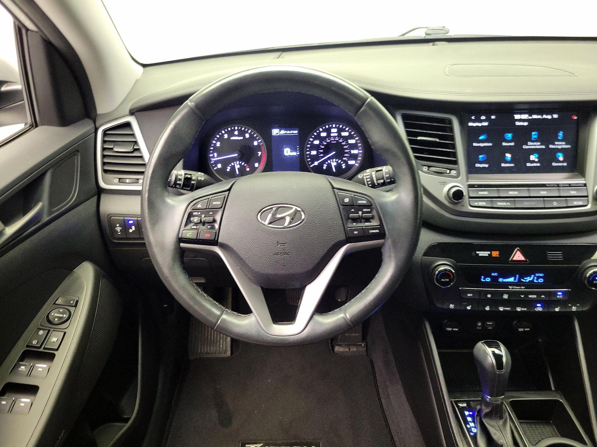 Thumbnail: 2018 Hyundai Tucson - 10