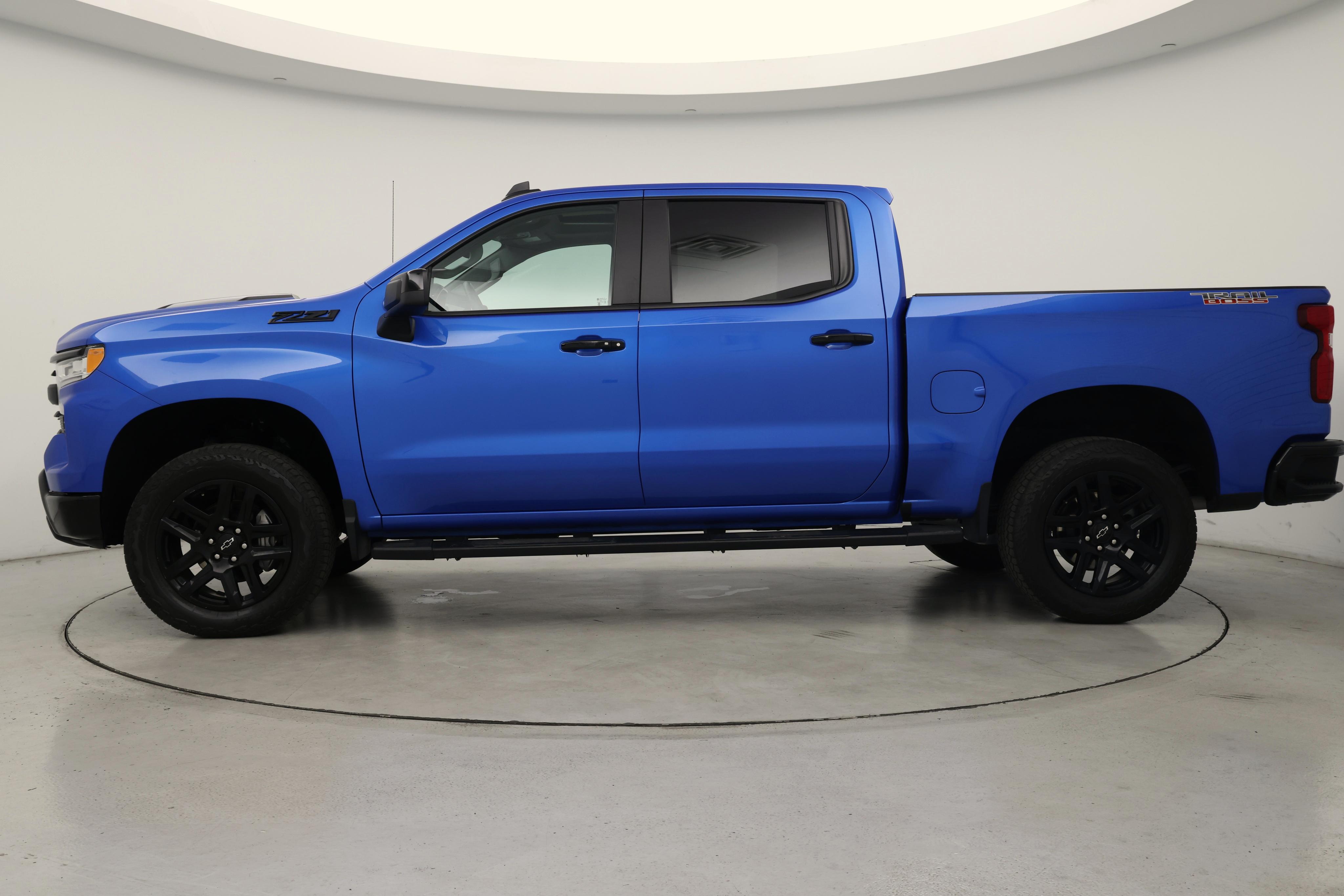 Thumbnail: 2025 Chevrolet Silverado 1500 - 3
