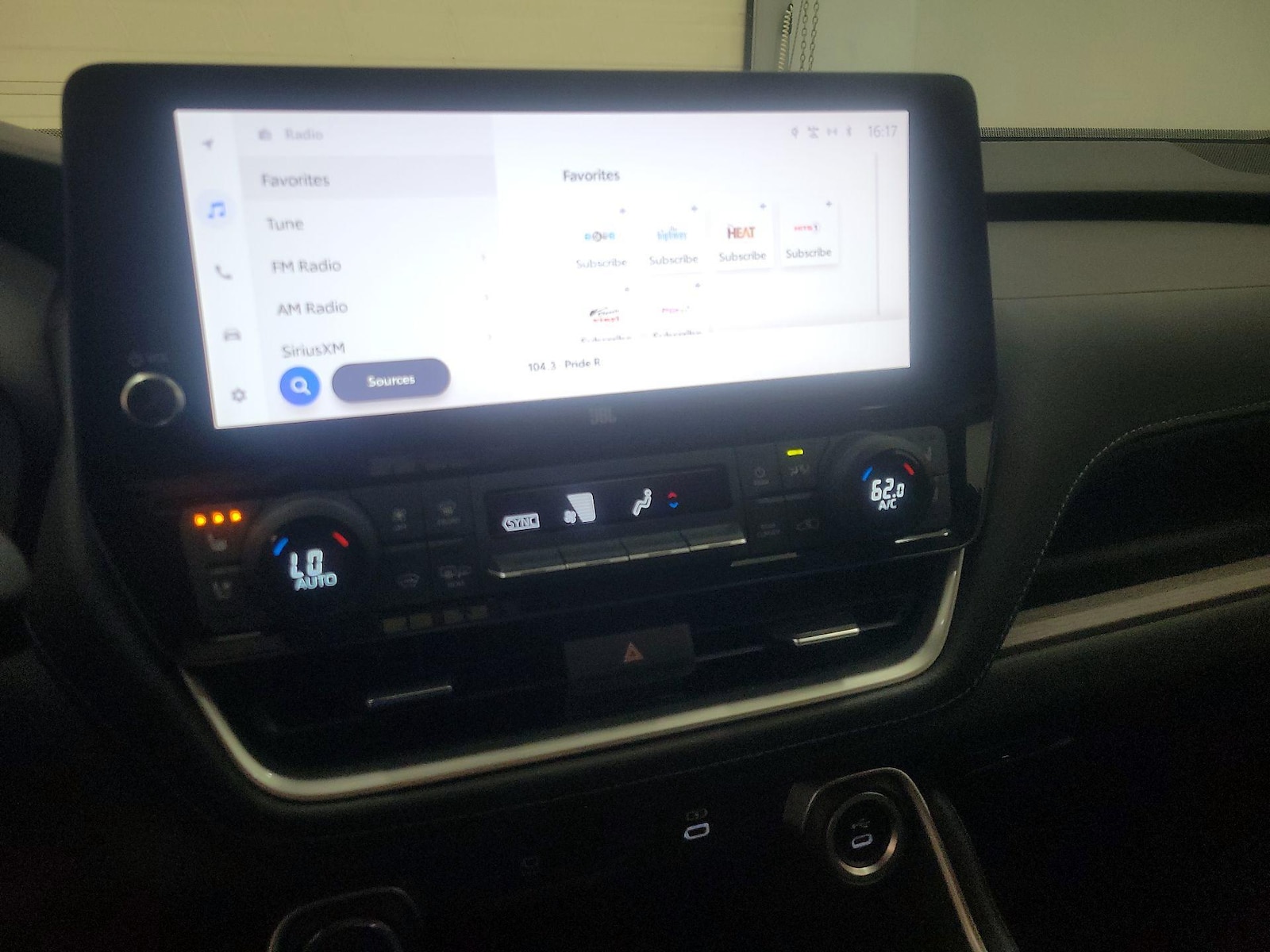 2024 Toyota Grand Highlander Limited - Photo 17