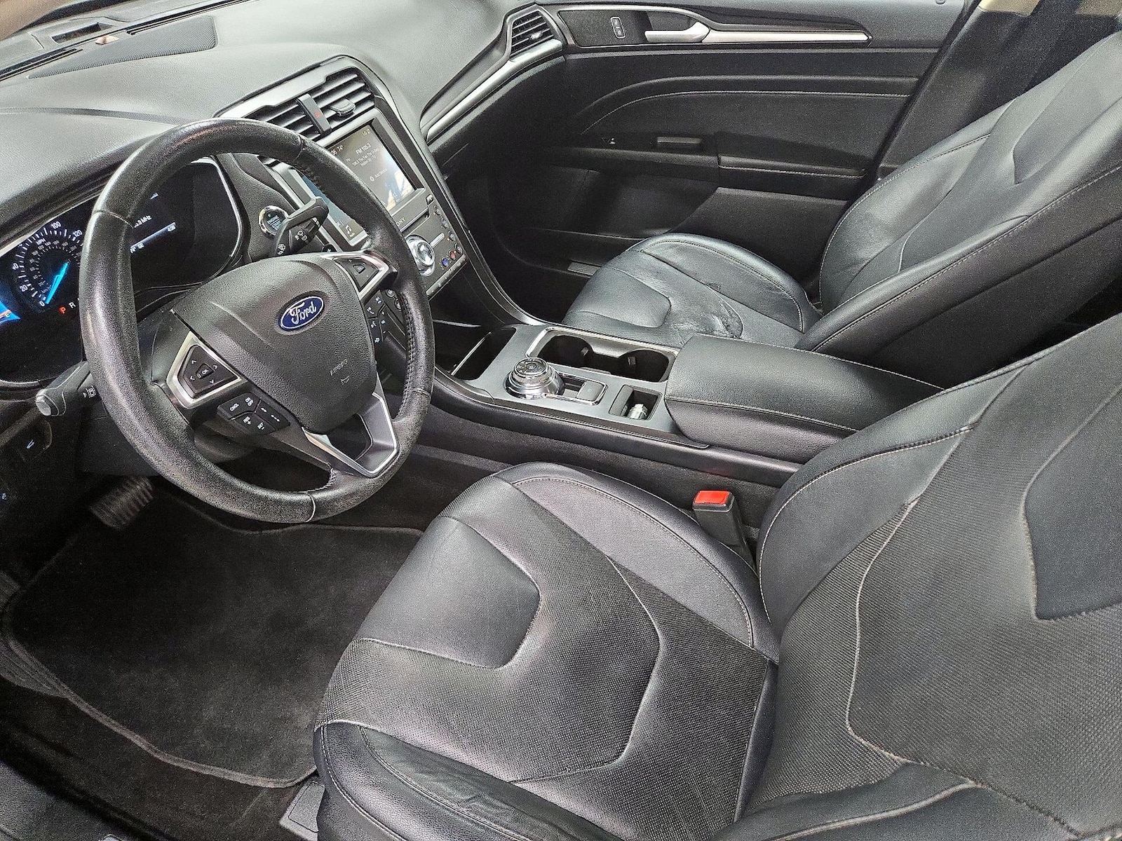 2019 Ford Fusion Titanium - Photo 12