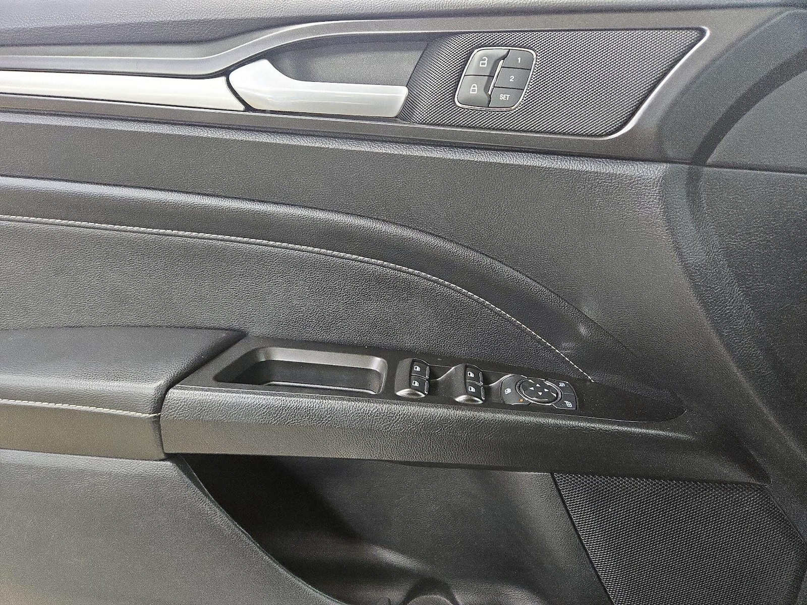 2019 Ford Fusion Titanium - Photo 13