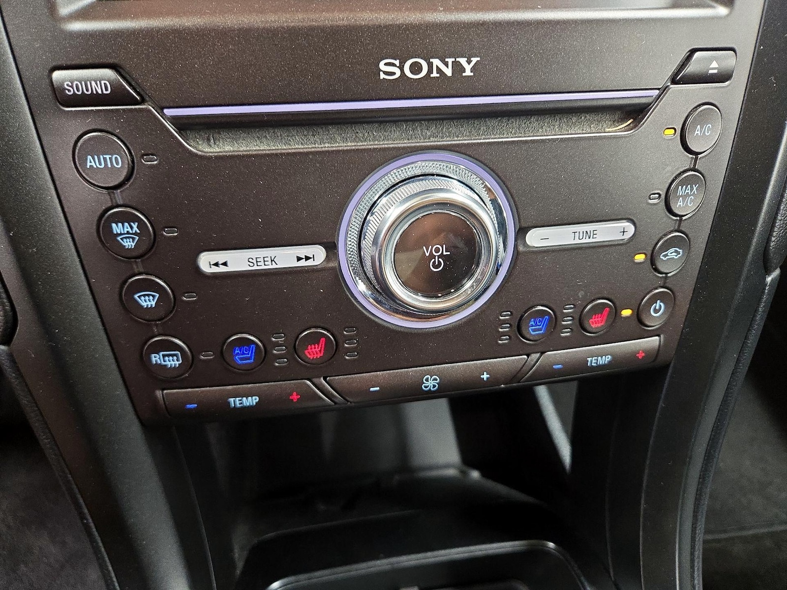 2019 Ford Fusion Titanium - Photo 18