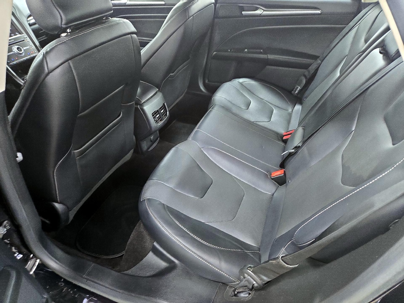 2019 Ford Fusion Titanium - Photo 22