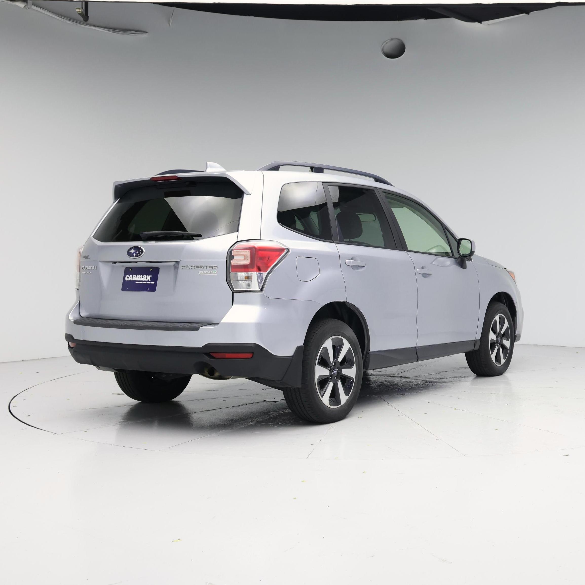 Thumbnail: 2017 Subaru Forester - 8