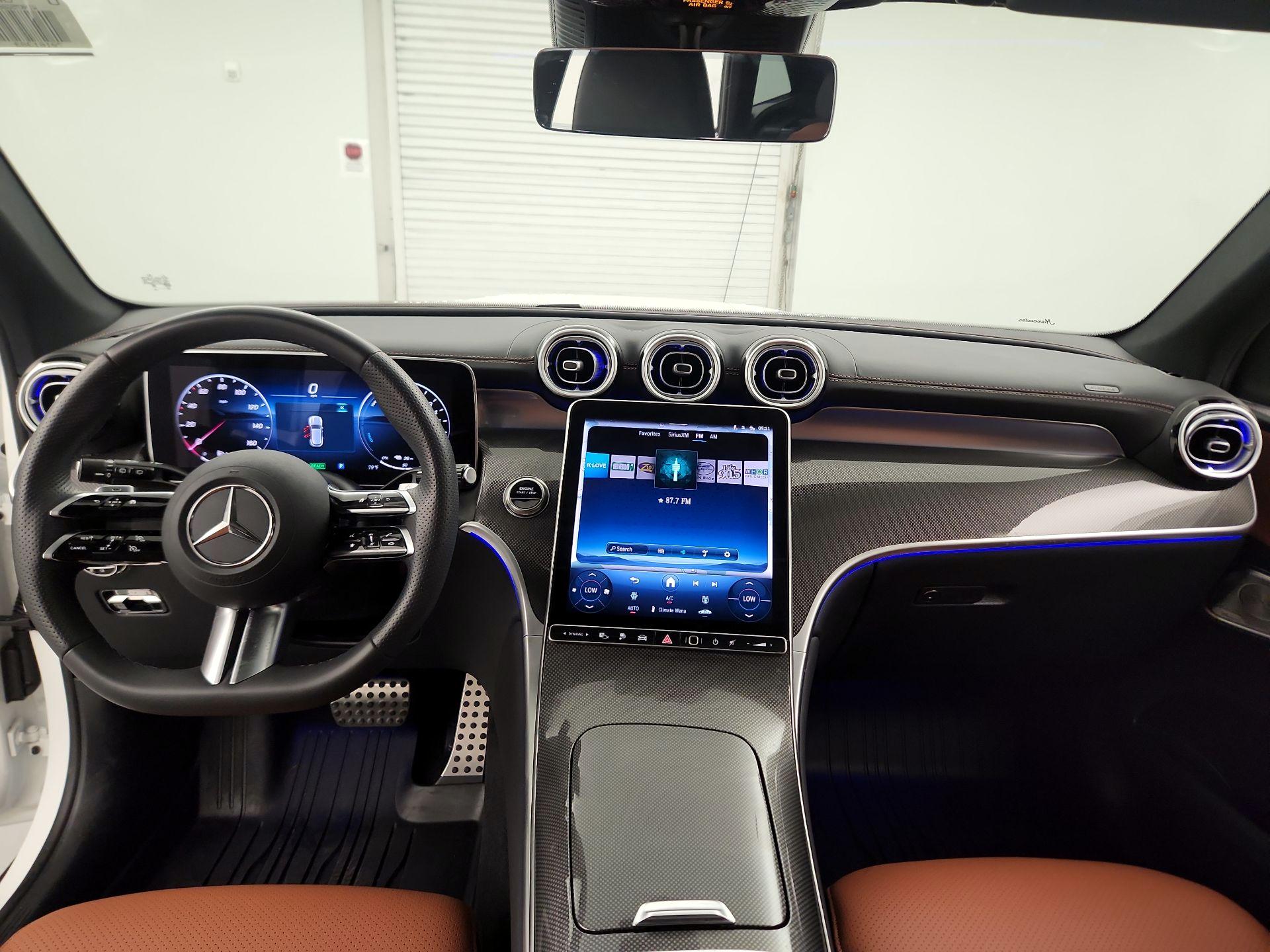 Thumbnail: 2025 Mercedes-Benz GLC - 9