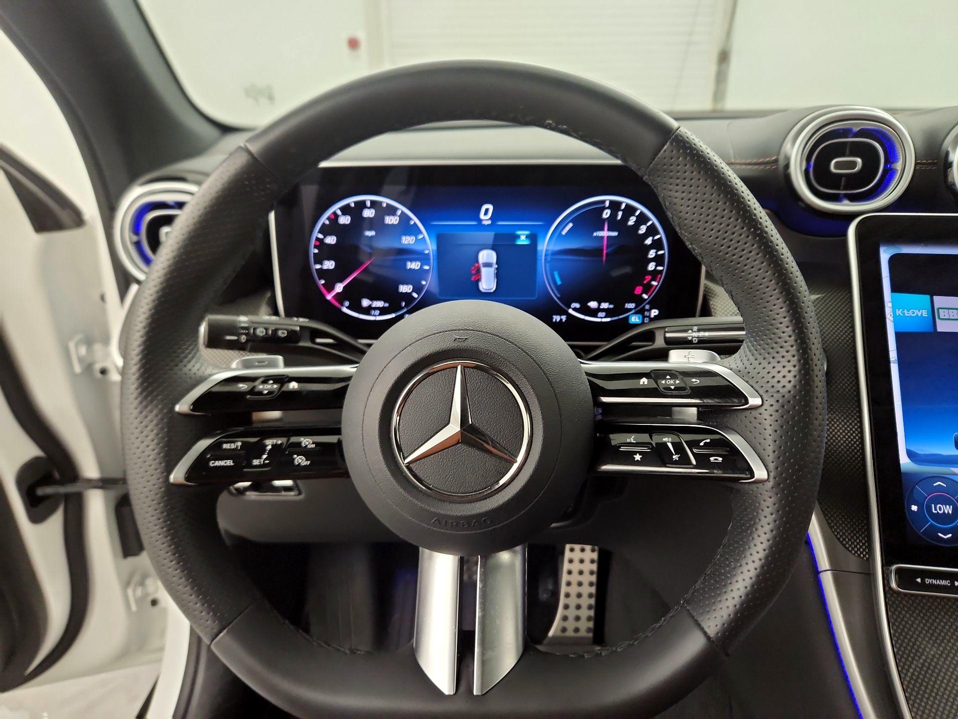 Thumbnail: 2025 Mercedes-Benz GLC - 10