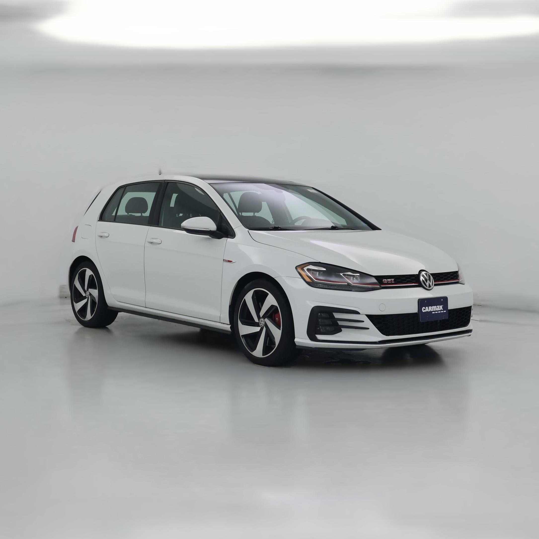 Thumbnail: 2019 Volkswagen Golf - 1