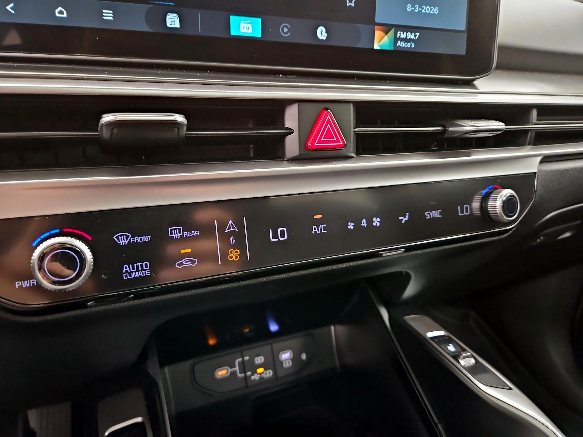 Thumbnail: 2026 Kia Sorento - 16