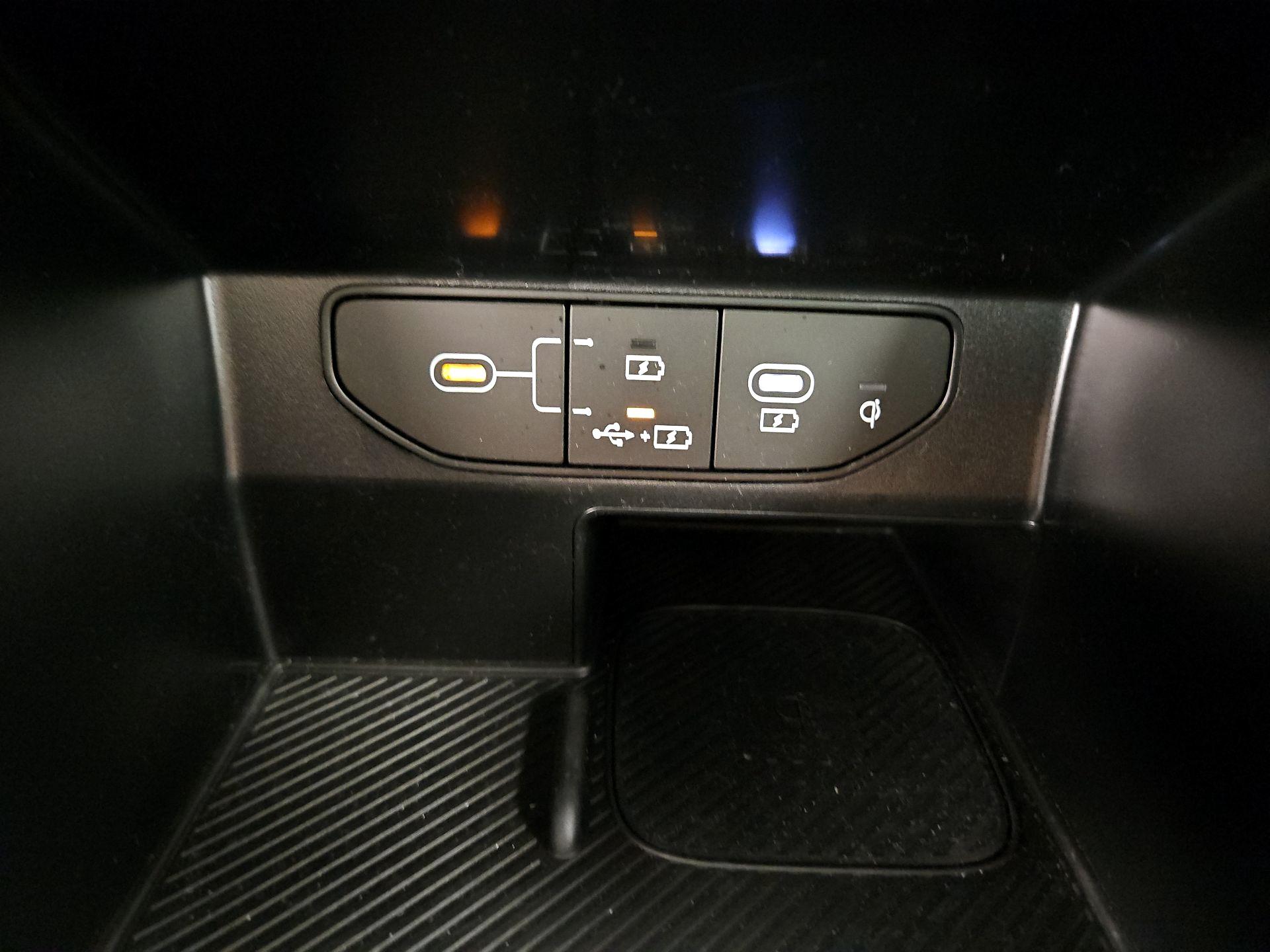 Thumbnail: 2026 Kia Sorento - 18