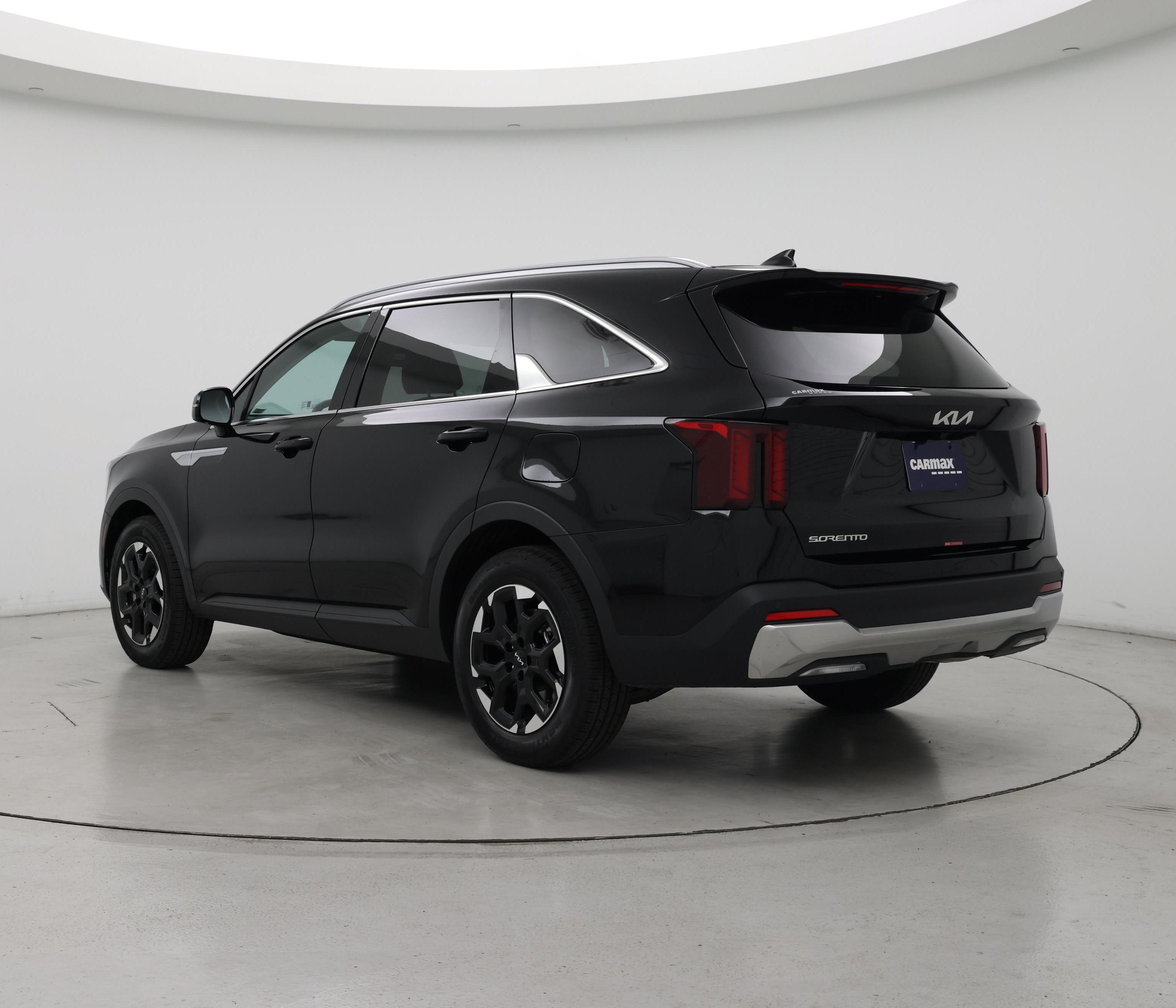 Thumbnail: 2026 Kia Sorento - 2