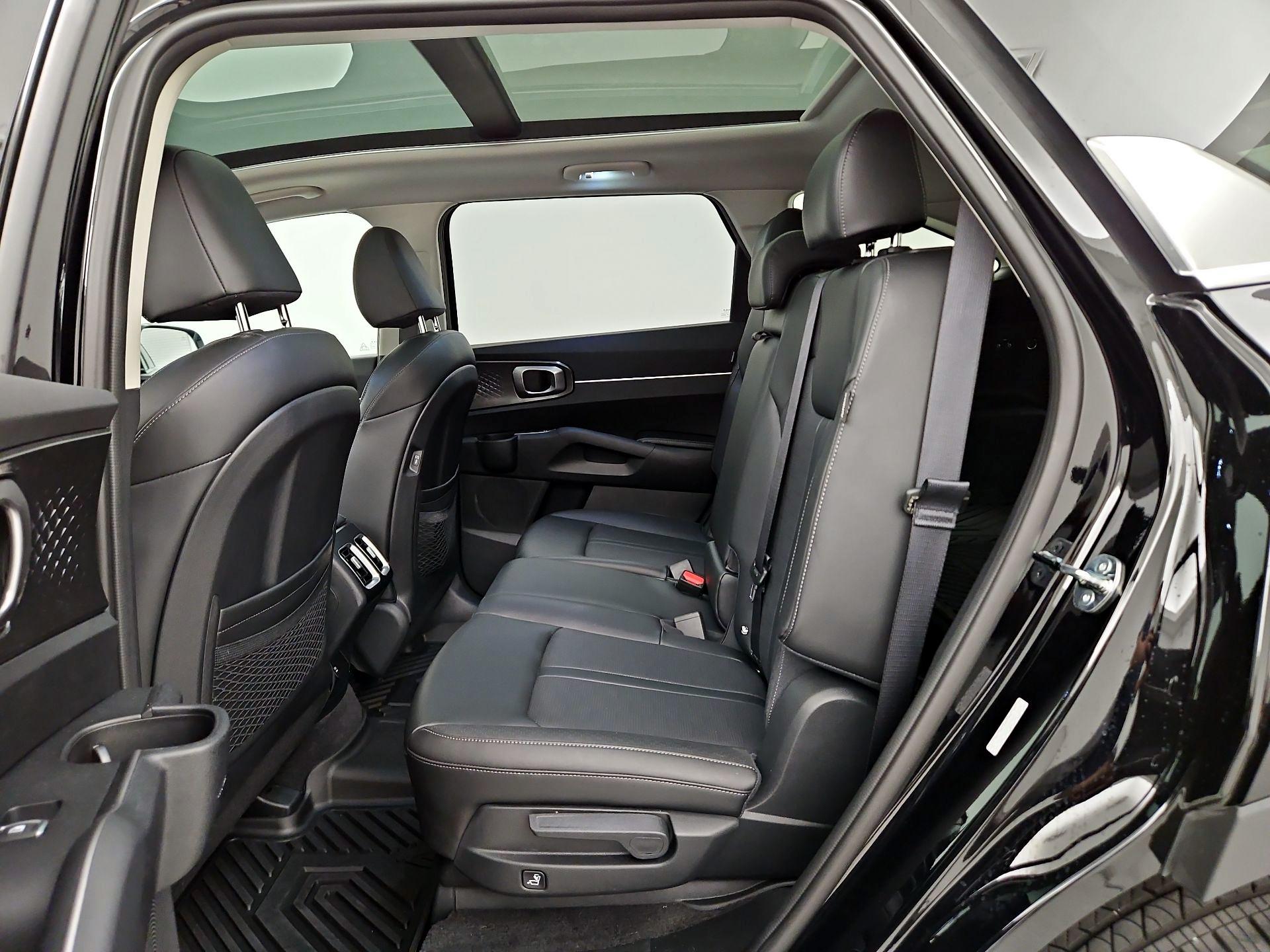Thumbnail: 2026 Kia Sorento - 20