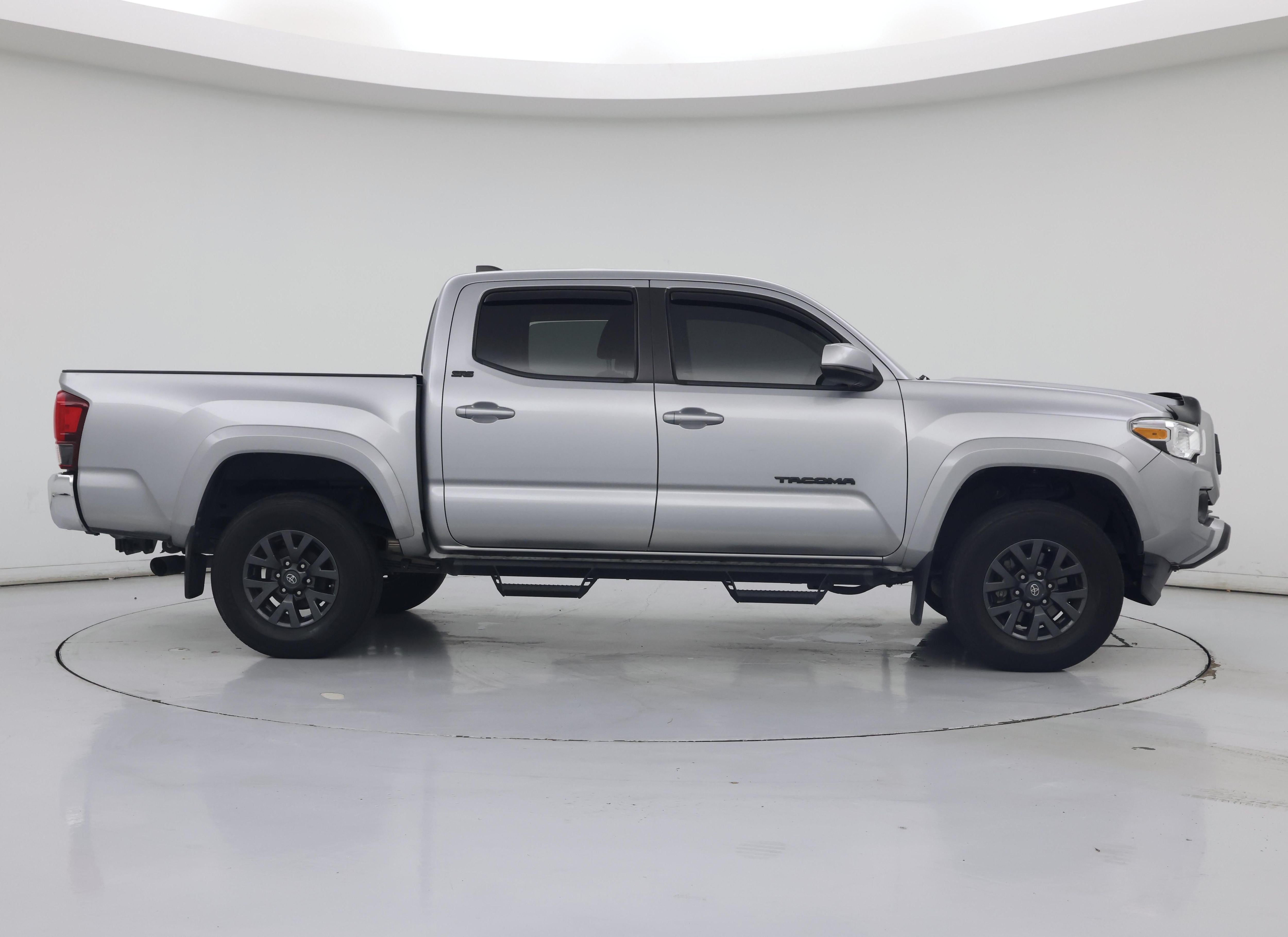 Thumbnail: 2021 Toyota Tacoma - 7