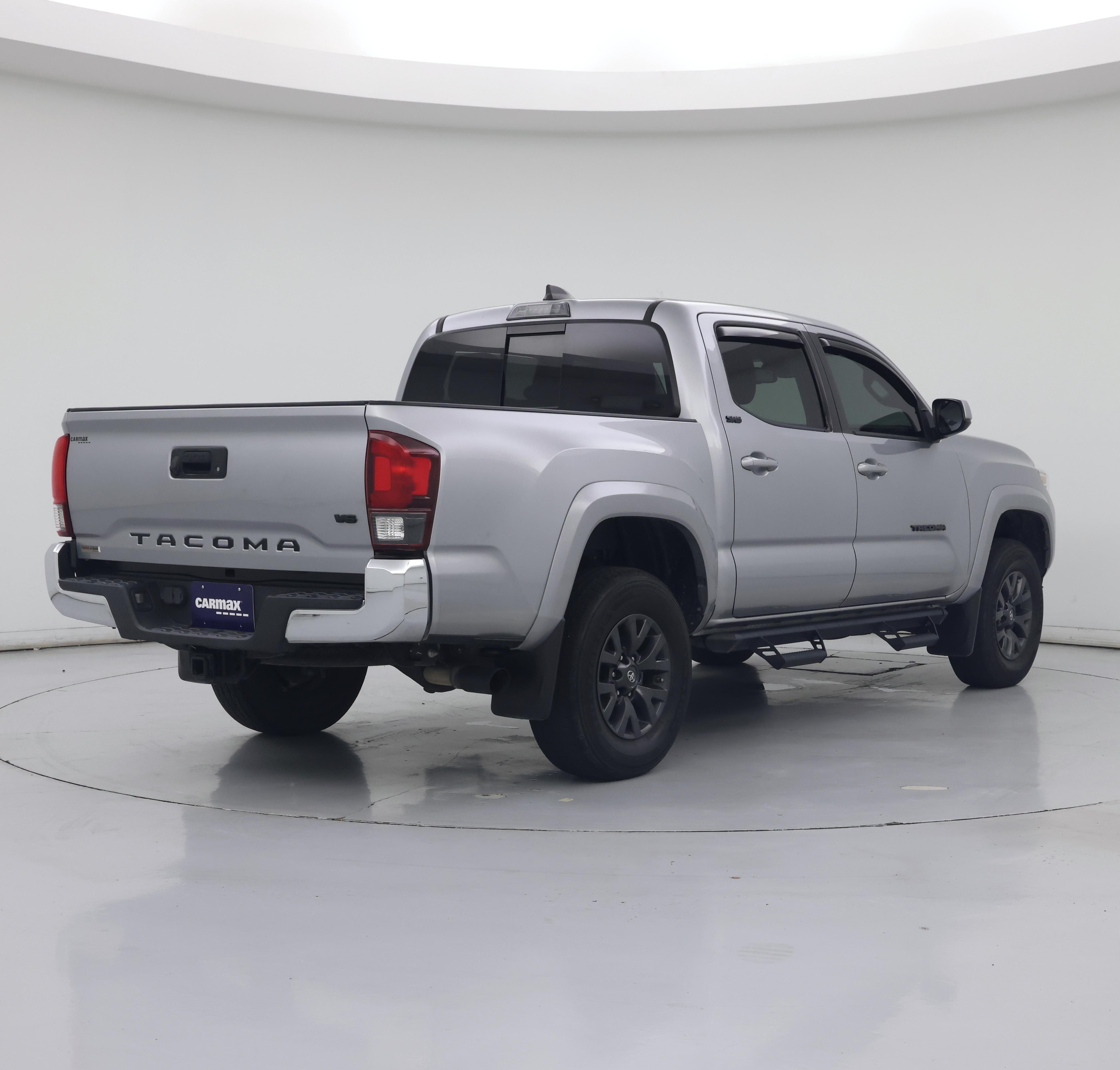 Thumbnail: 2021 Toyota Tacoma - 8