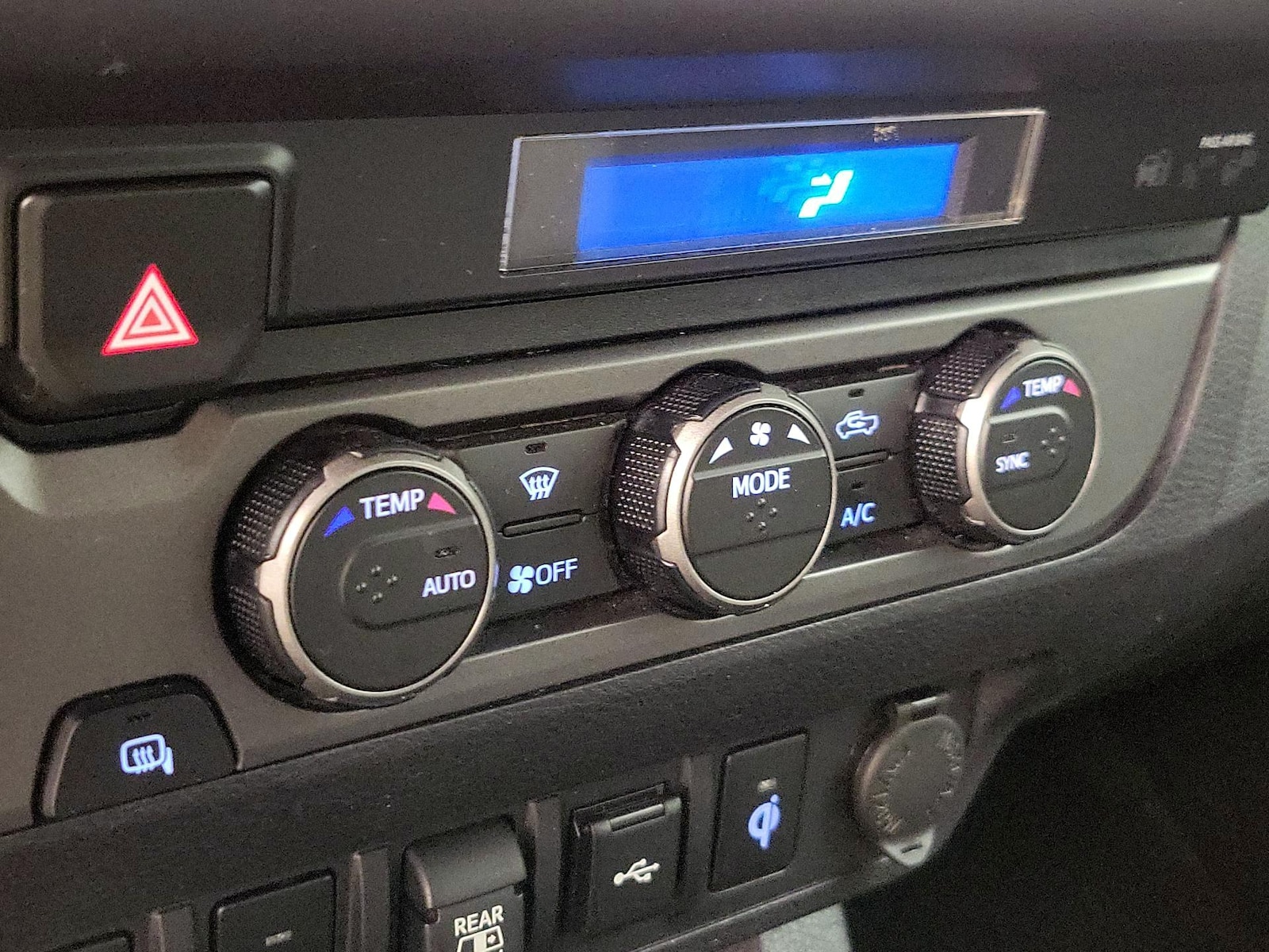 2022 Toyota Tacoma TRD Off Road - Photo 17