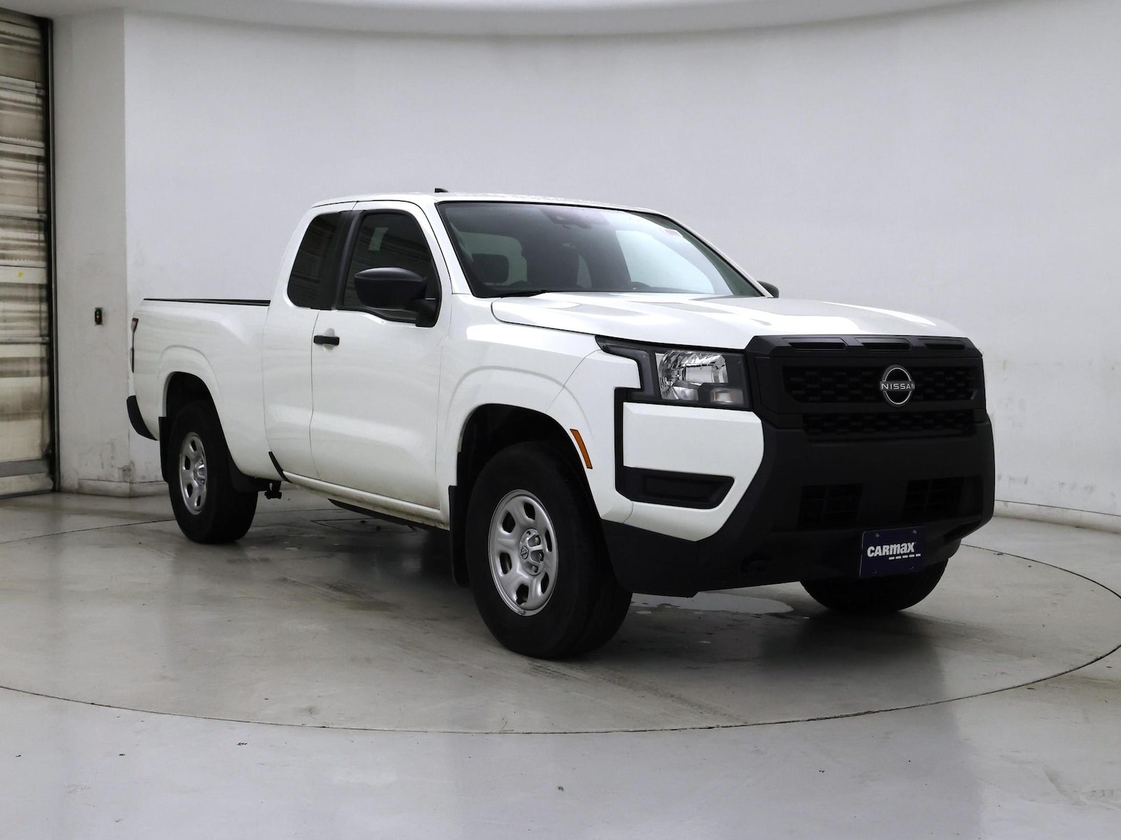 2025 Nissan Frontier S - Photo 2