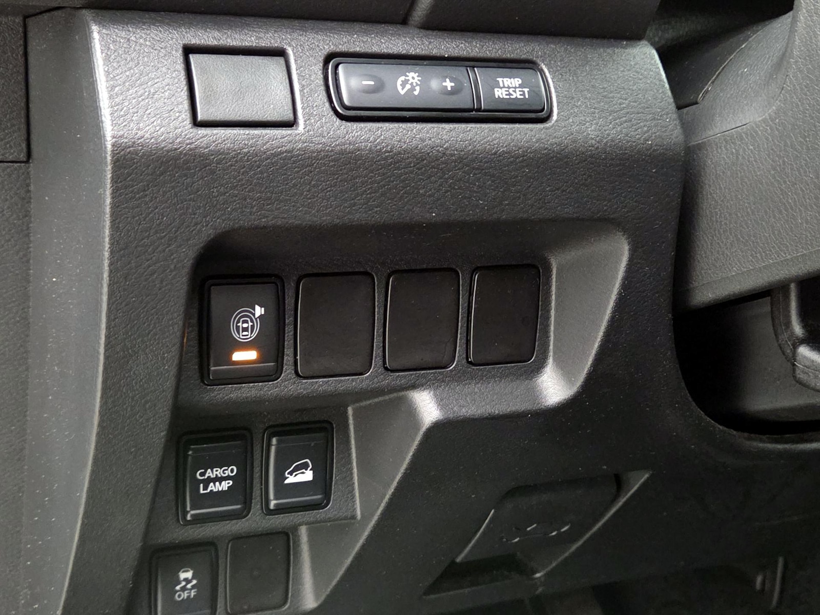 2025 Nissan Frontier S - Photo 14