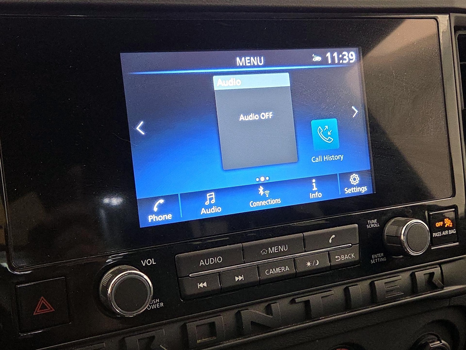 2025 Nissan Frontier S - Photo 16