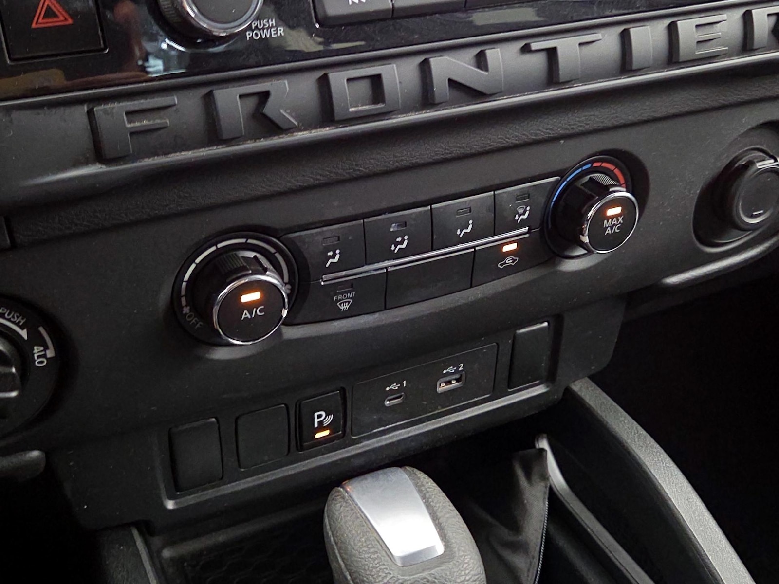 2025 Nissan Frontier S - Photo 17
