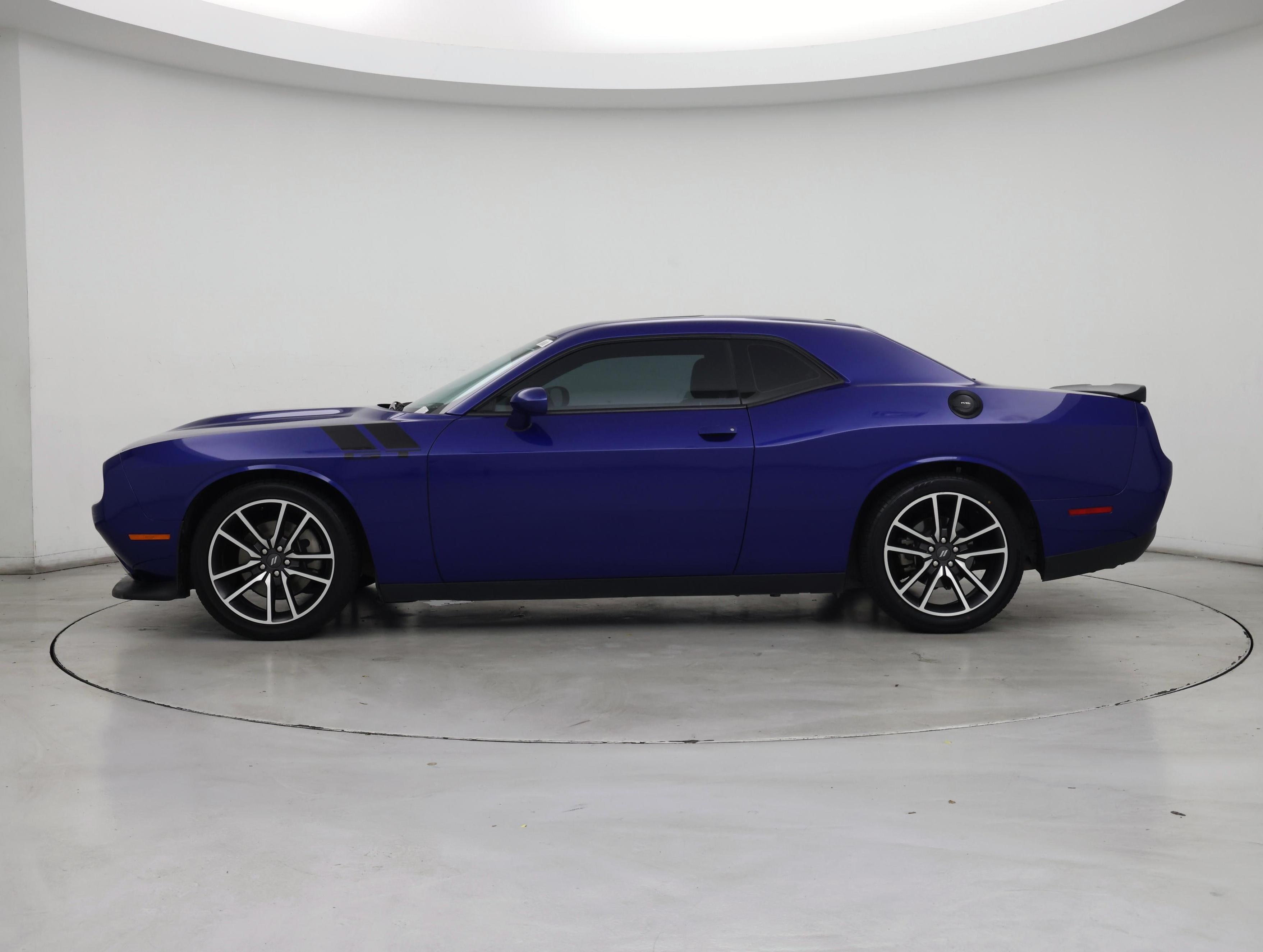 Thumbnail: 2021 Dodge Challenger - 3