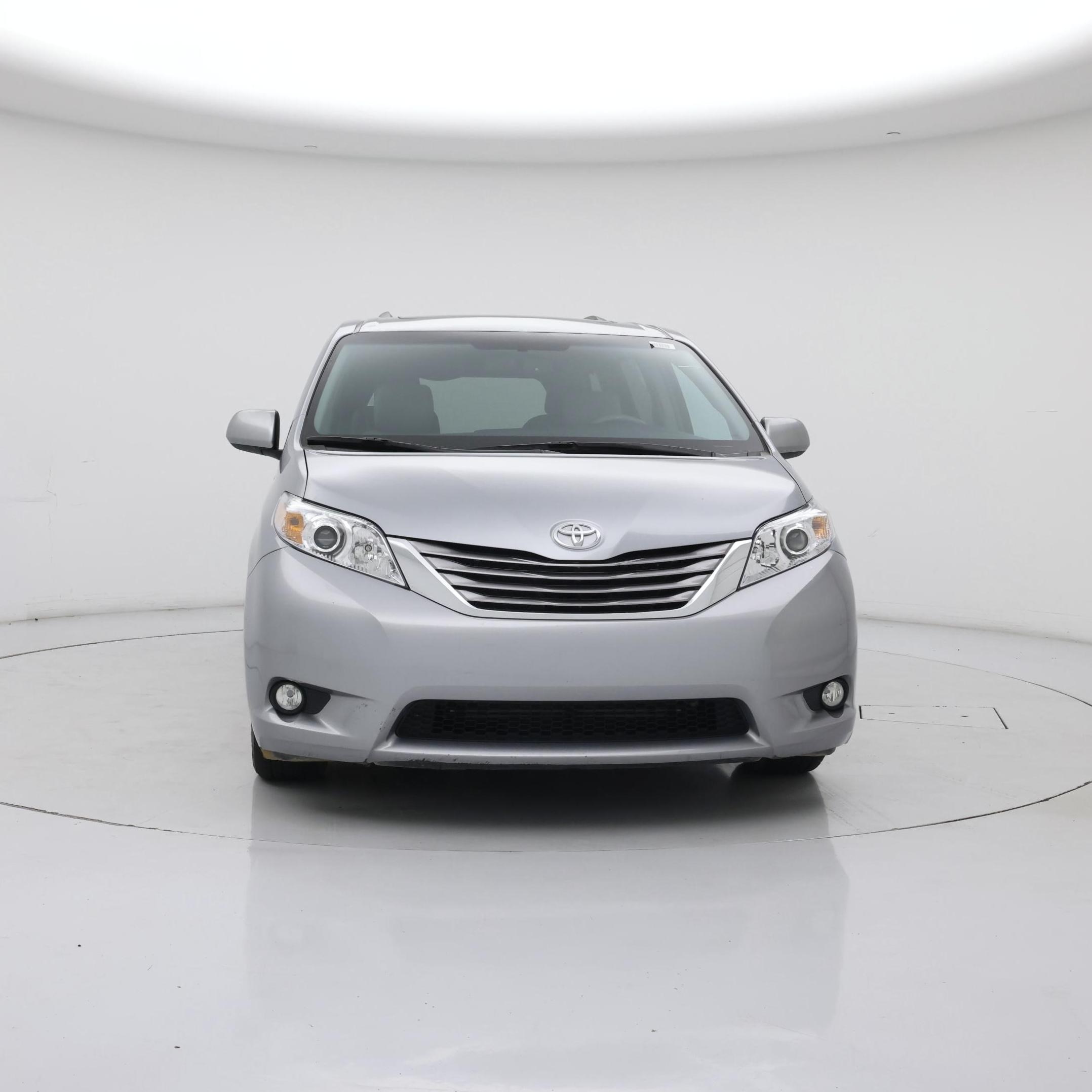 Thumbnail: 2017 Toyota Sienna - 5