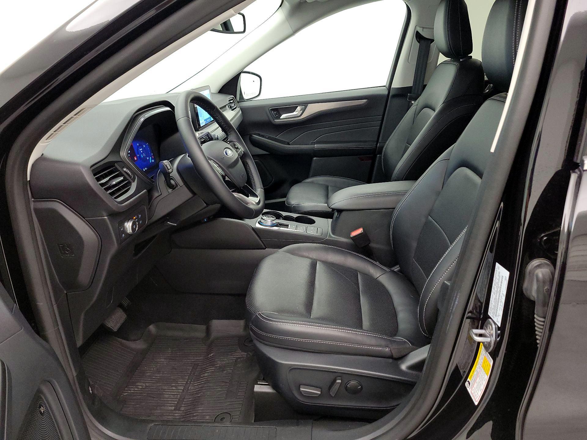Thumbnail: 2022 Ford Escape - 11