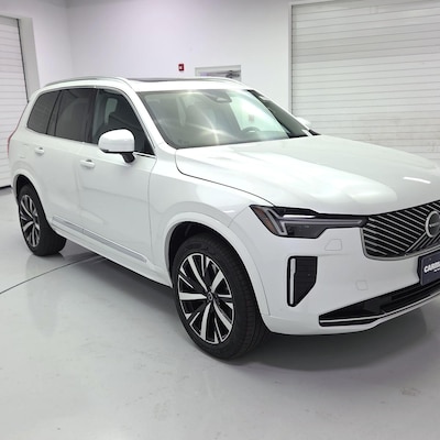 2025 Volvo XC90 Plug In Hybrid T8 Core