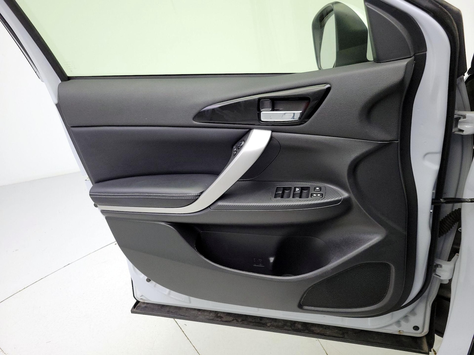 2024 Mitsubishi Eclipse Cross SE - Photo 13