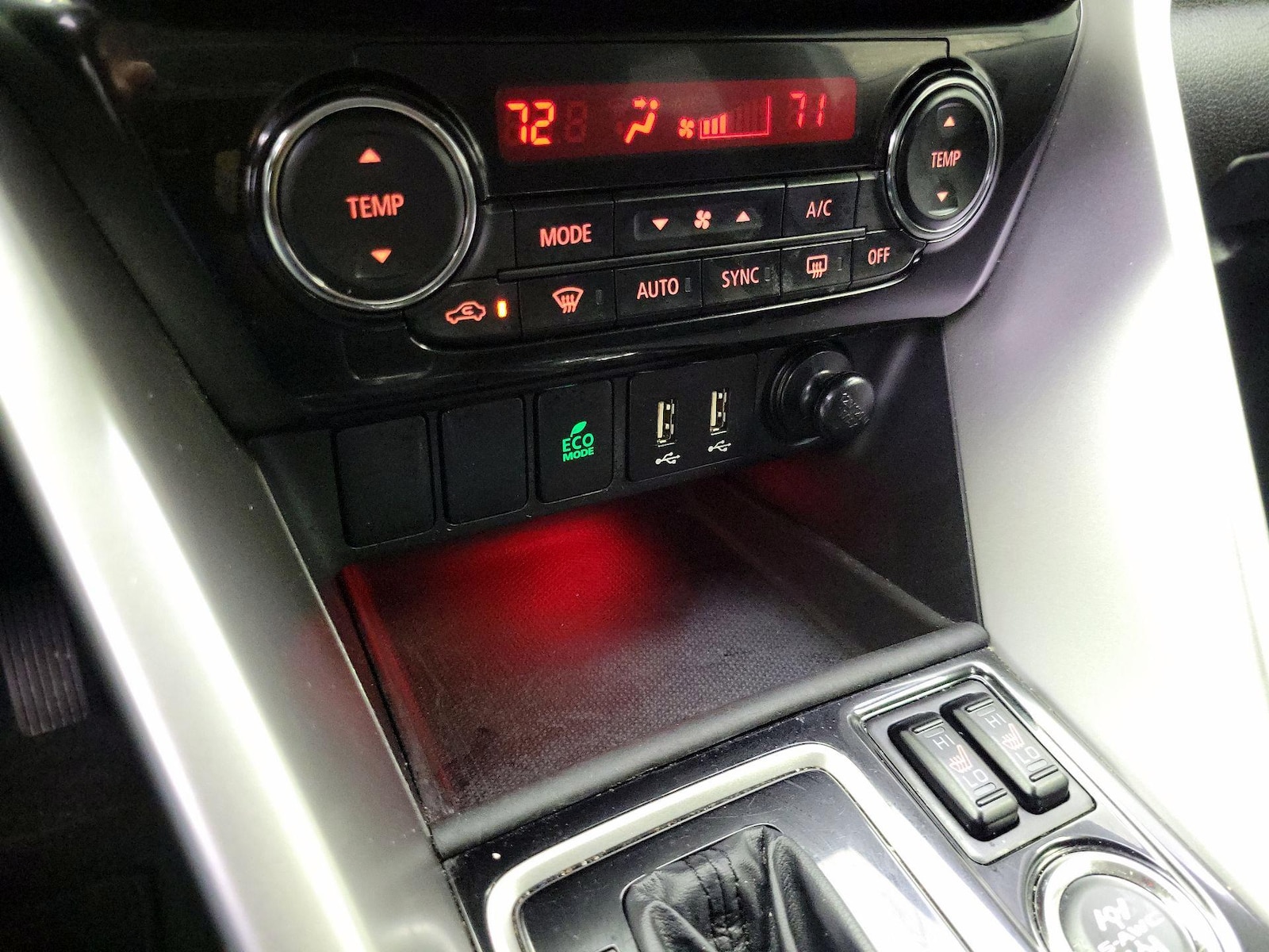2024 Mitsubishi Eclipse Cross SE - Photo 18