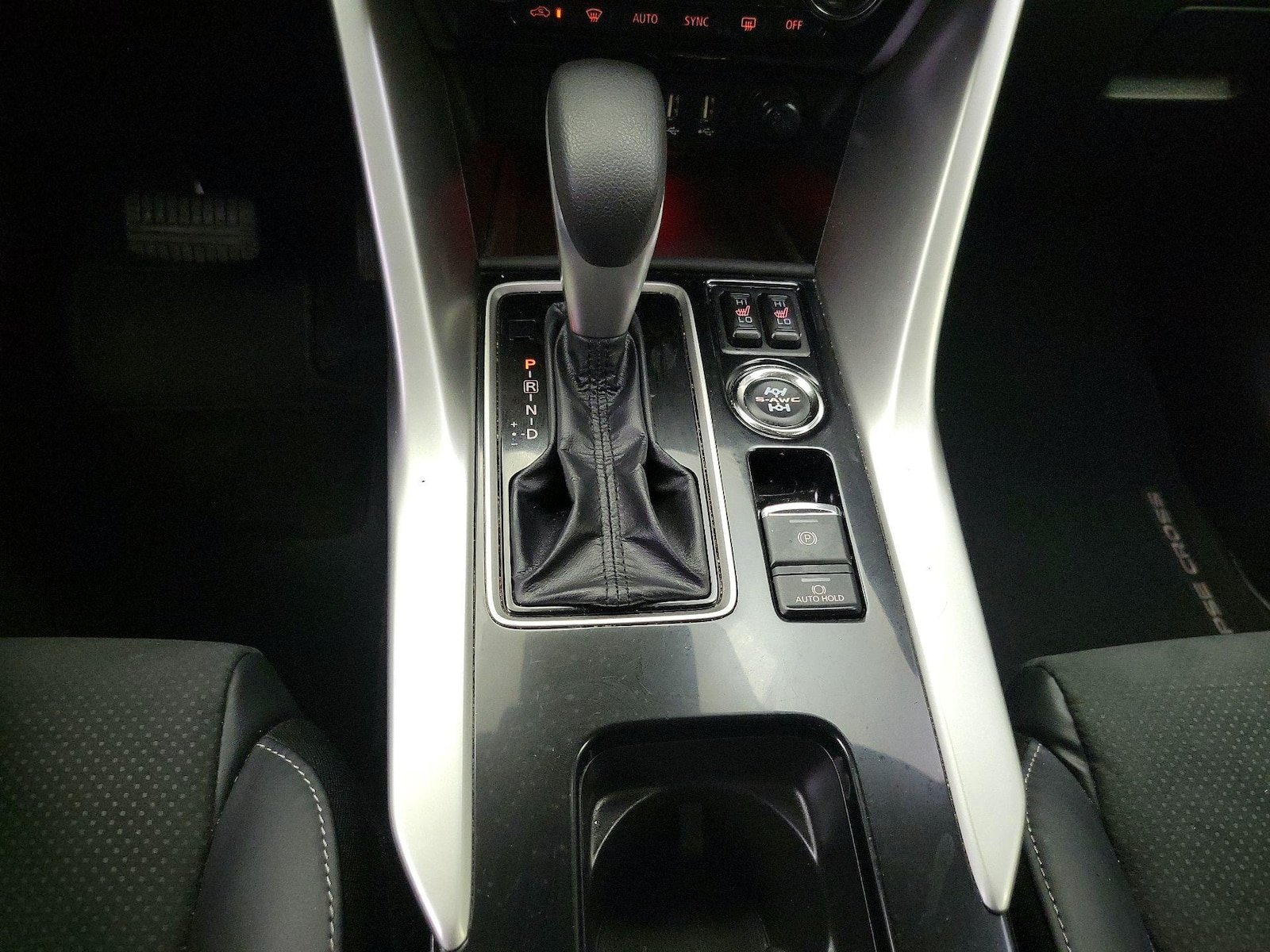 2024 Mitsubishi Eclipse Cross SE - Photo 19