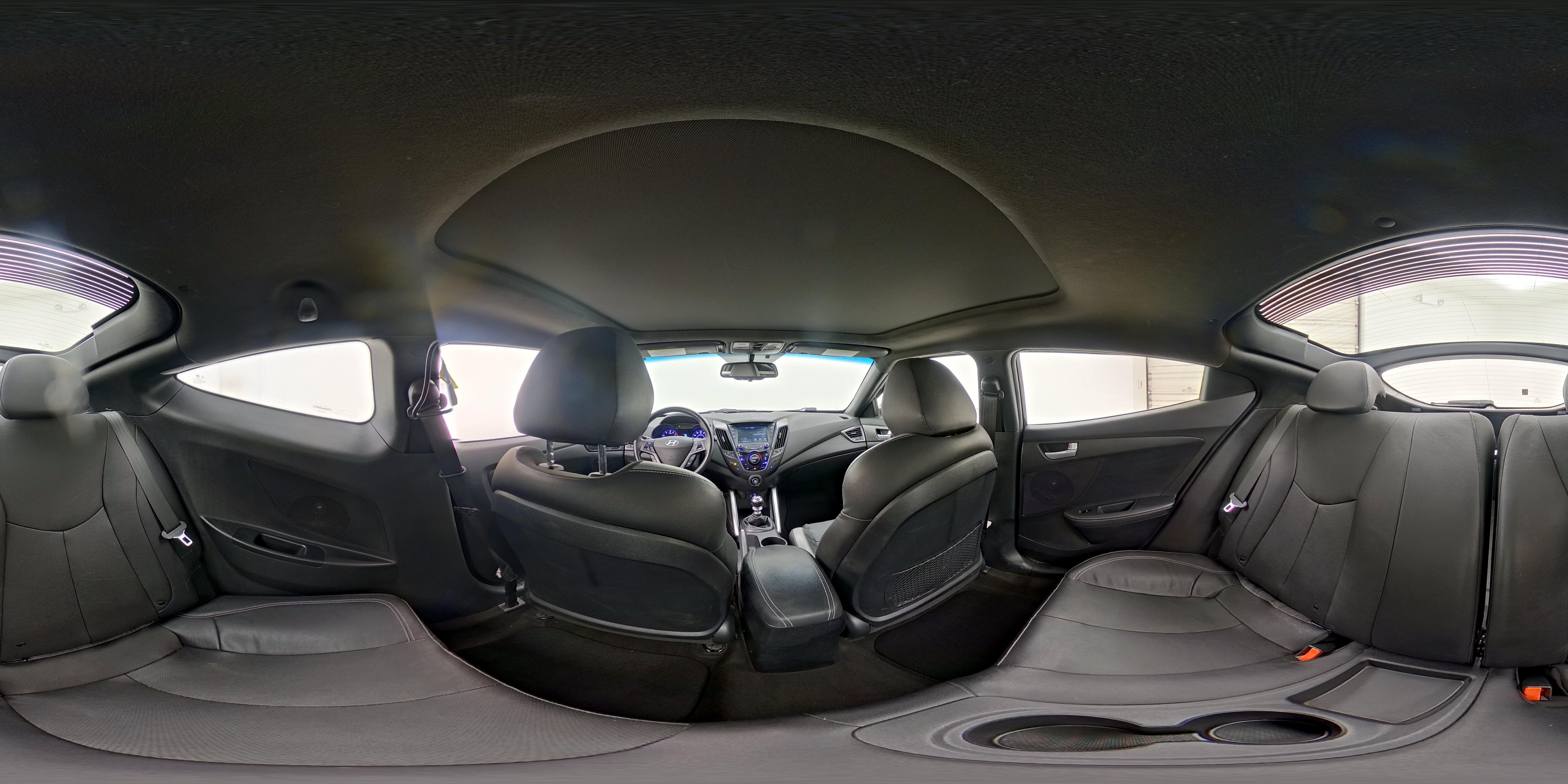 2016 Hyundai Veloster - Photo 27