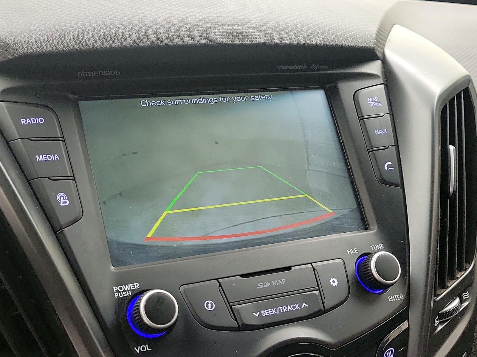 2016 Hyundai Veloster - Photo 15