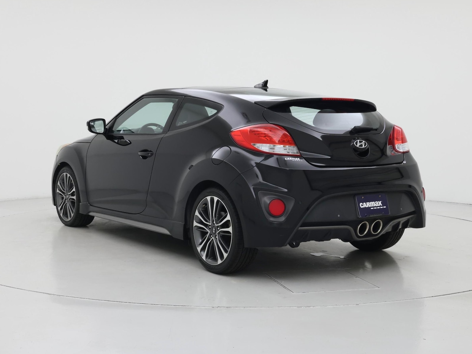 2016 Hyundai Veloster - Photo 3