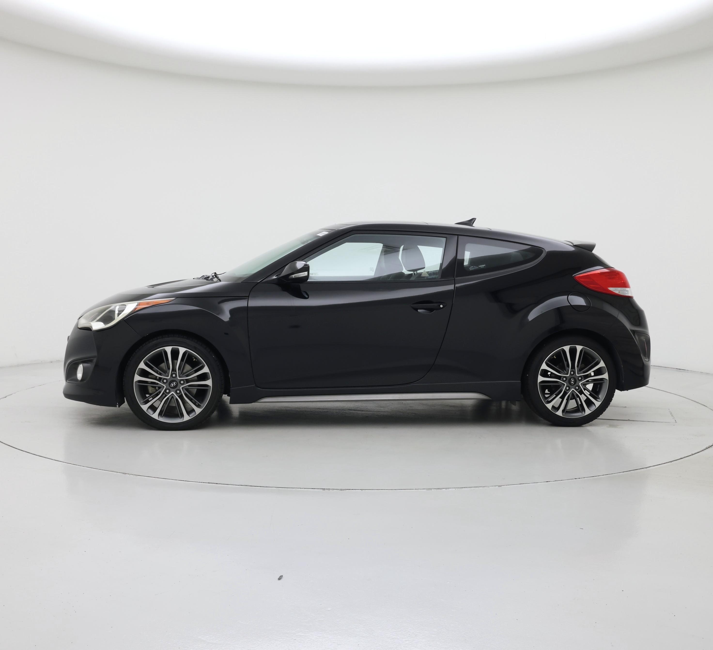Thumbnail: 2016 Hyundai Veloster - 3