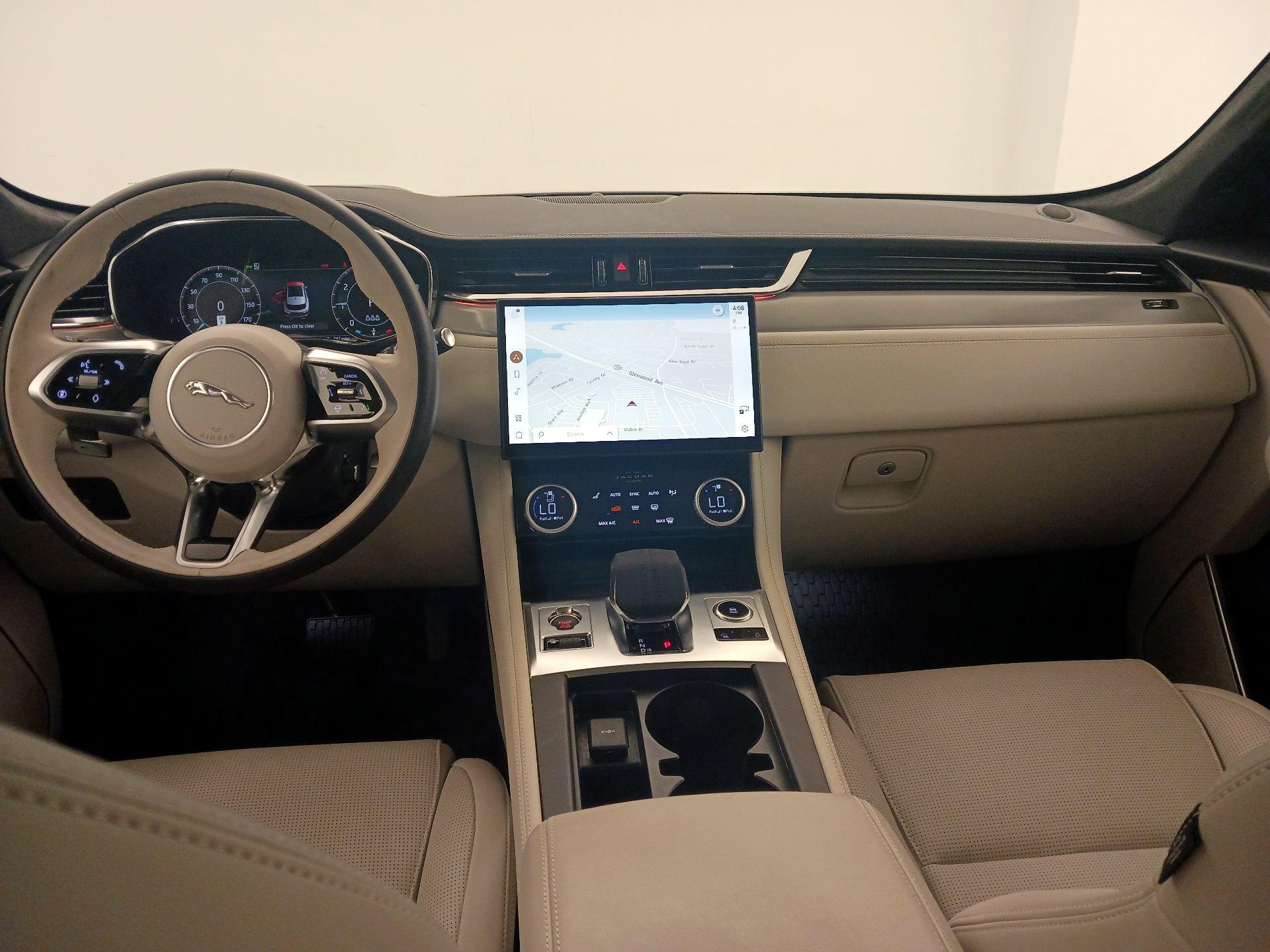 Thumbnail: 2026 Jaguar F-Pace - 9