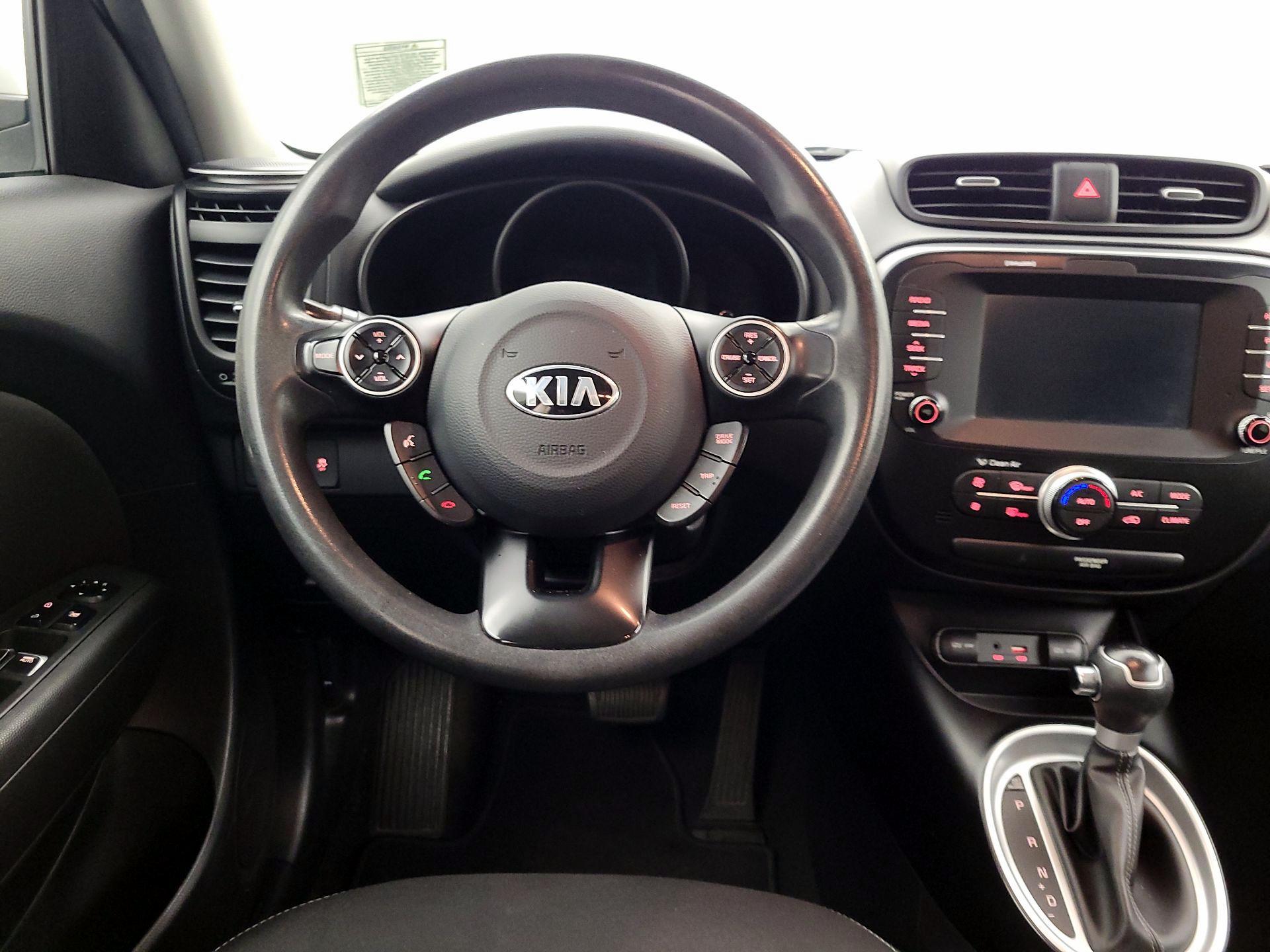 Thumbnail: 2018 Kia Soul - 10