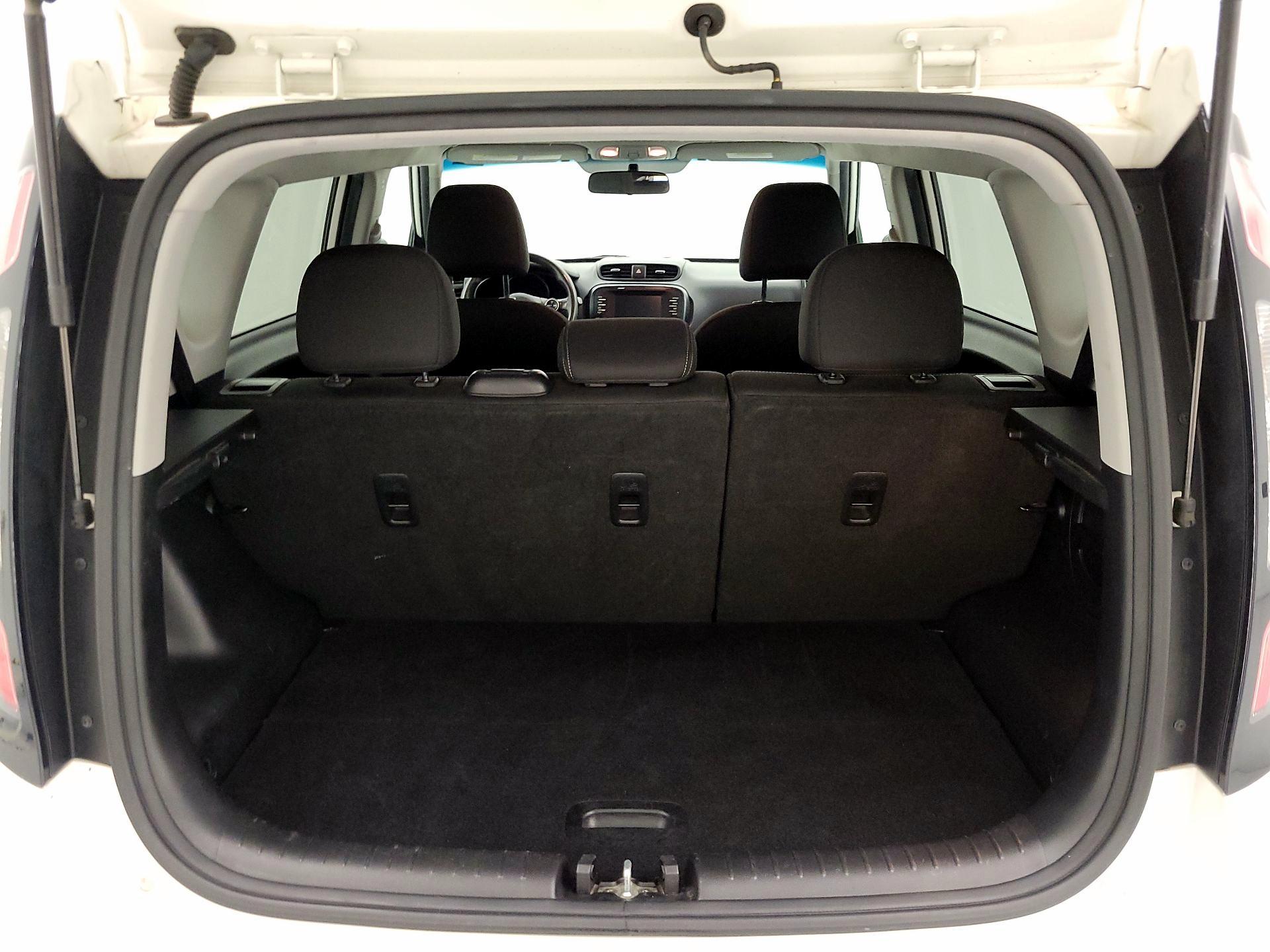 Thumbnail: 2018 Kia Soul - 20