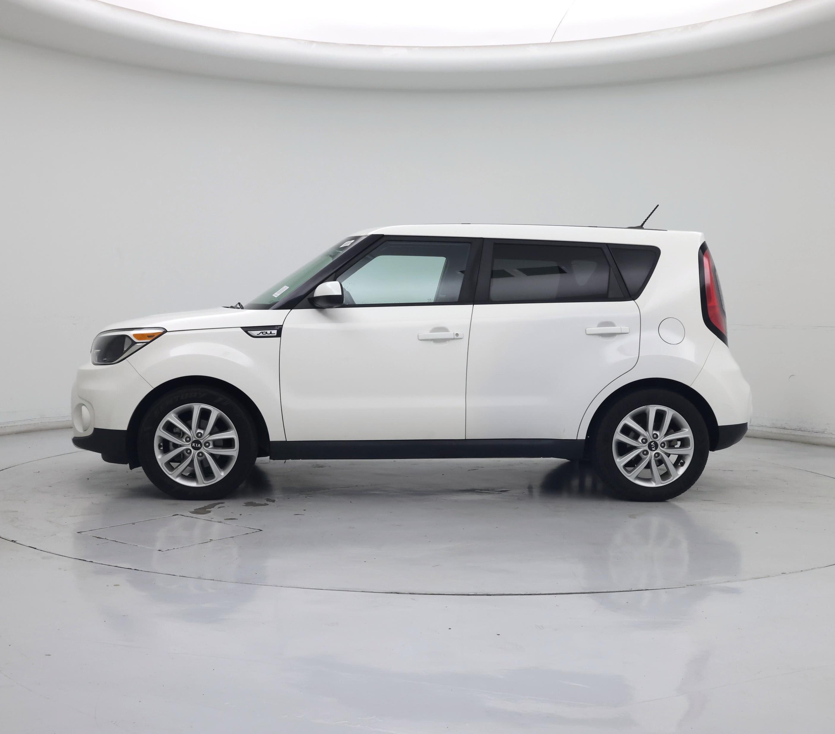 Thumbnail: 2018 Kia Soul - 3