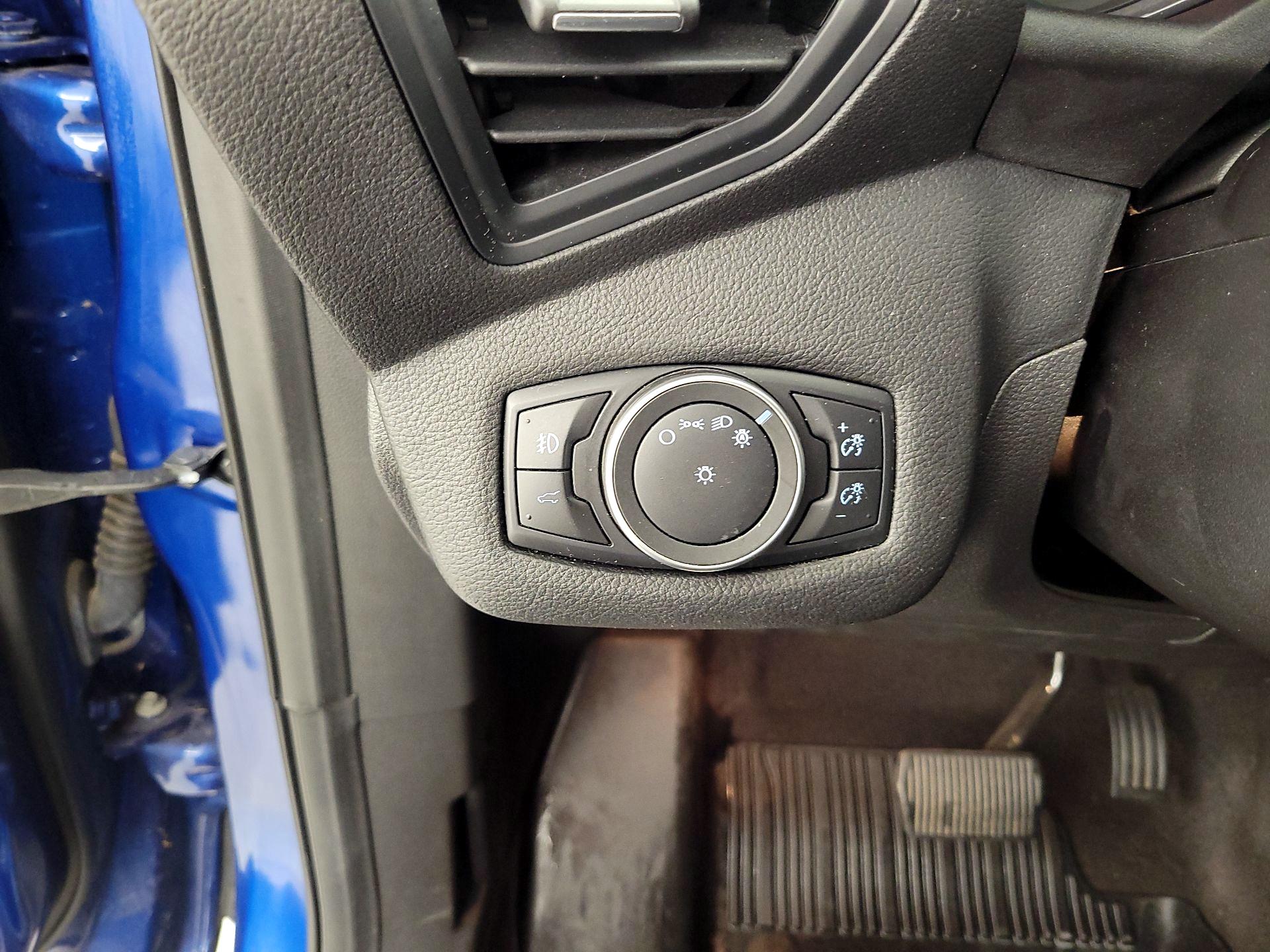 Thumbnail: 2019 Ford Escape - 13
