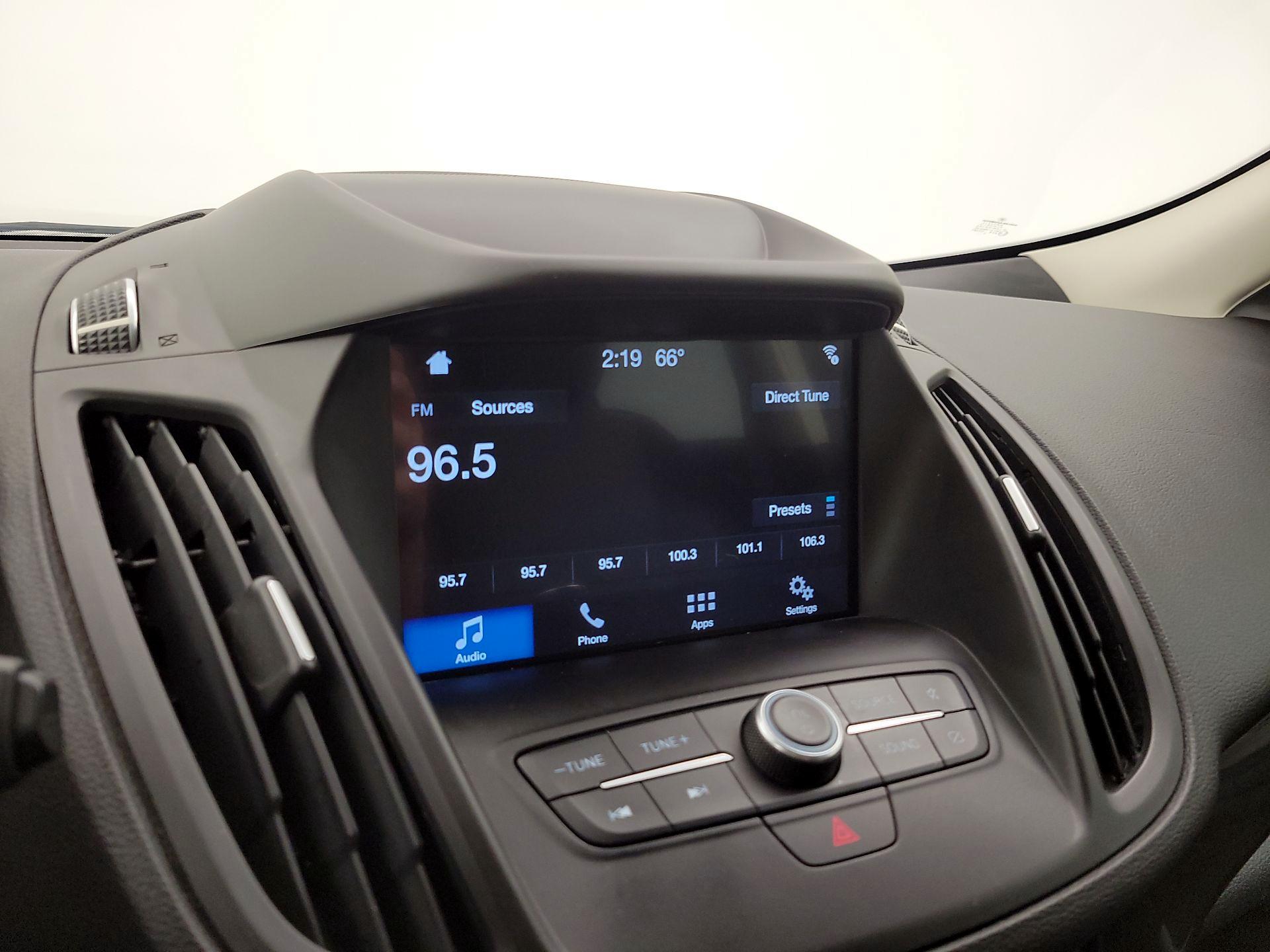 Thumbnail: 2019 Ford Escape - 15